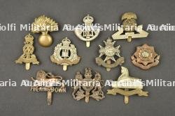 Lot de 10 insignes anglais. Lot of 10 British badges — photo 1