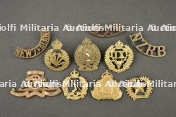 Lot de 10 badges New Zealand. Lot of 10 New Zealand badges