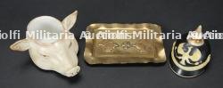 Objets satiriques anti-allemands. Anti-German satirical objects.