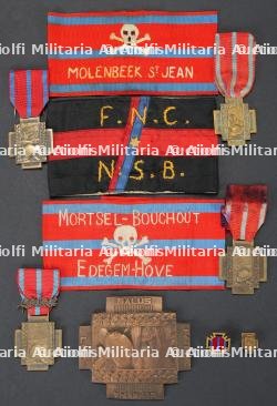 Croix du Feu, medailles et brassards Fire Cross medals and armbands