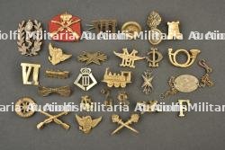 Insignes de specialites belges, 1940. Belgian specialist badges, 1940.