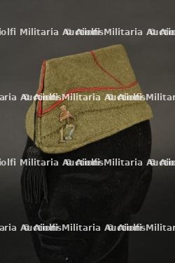 Bonnet de police de troupe du 17e Genie. Enlisted man’s side cap of the 17th Engineers.