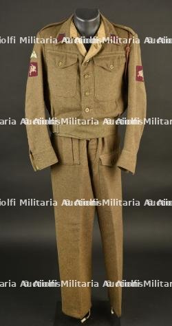 Tenue de parachutiste belge. Belgian paratrooper uniform.