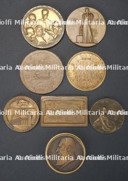 Ensemble de medailles de table relatives au Congo. Collection of table medals relating to the Congo.
