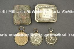 Anciennes plaques de police belges. Antique Belgian police badges.