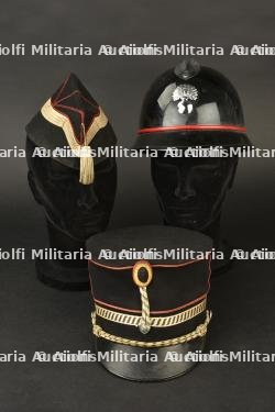 Kepi et casque de gendarme belges. Belgian gendarme kepi and helmet.