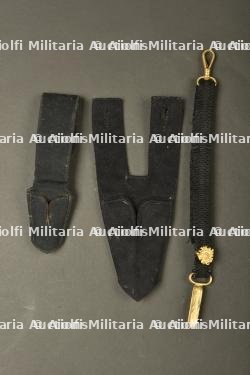 Ensemble porte-fourreau et beliere de sabre de la Marine royale belge. Belgian Royal Navy sword-frog and suspension strap set.