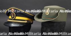 Coiffures de l’armee belge. Belgian Army headgear.