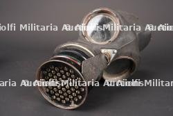 Masque anti-gaz civil britannique. British civilian gas mask. — miniature 2