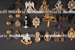 Cap badge britannique. British cap badge. — miniature 8