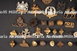 Cap badge britannique. British cap badge. — miniature 7