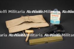 Trousse de toilette d'officier US. US officer’s toiletry kit