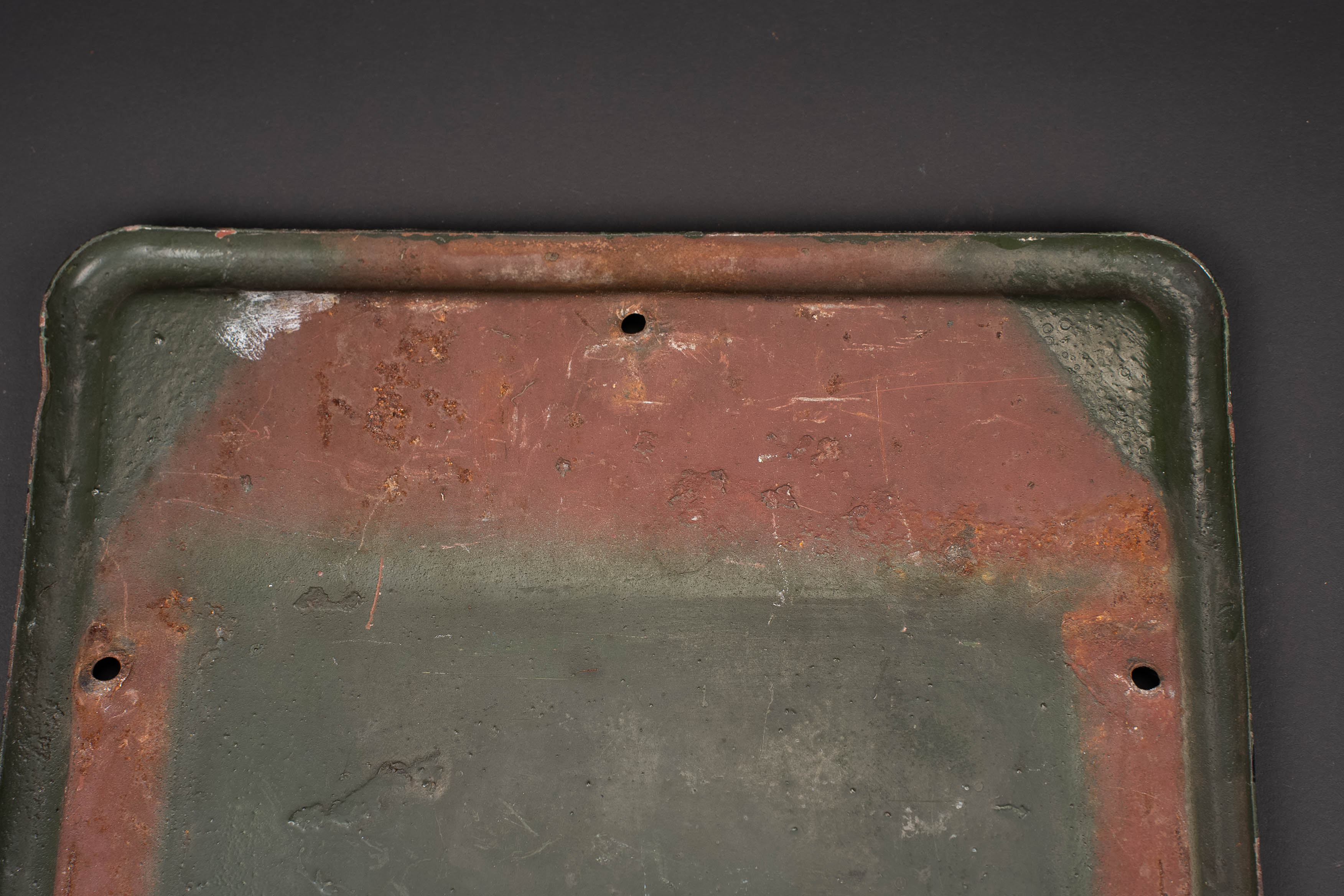 Plaque d'immatriculation civile. Civil registration plate. — photo 3