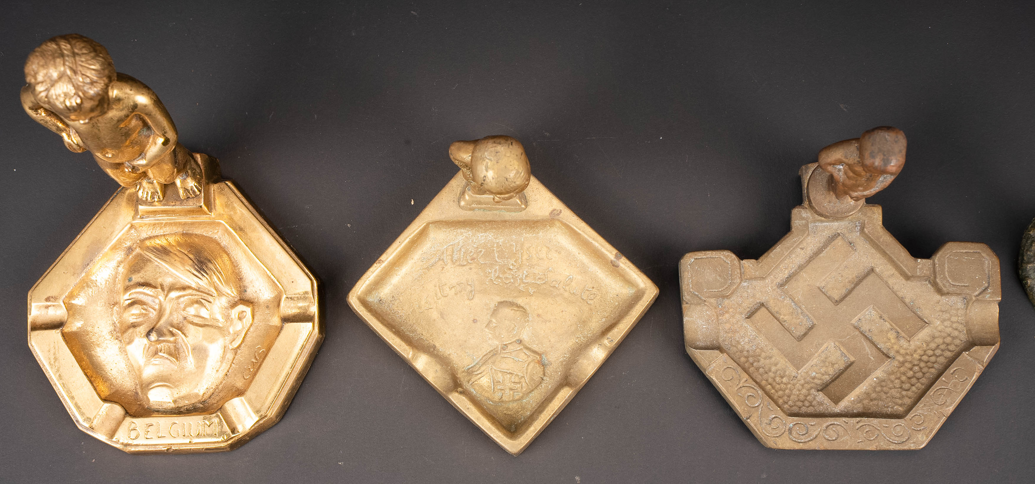 Cendriers satyrique. Satirical ashtrays. — photo 3