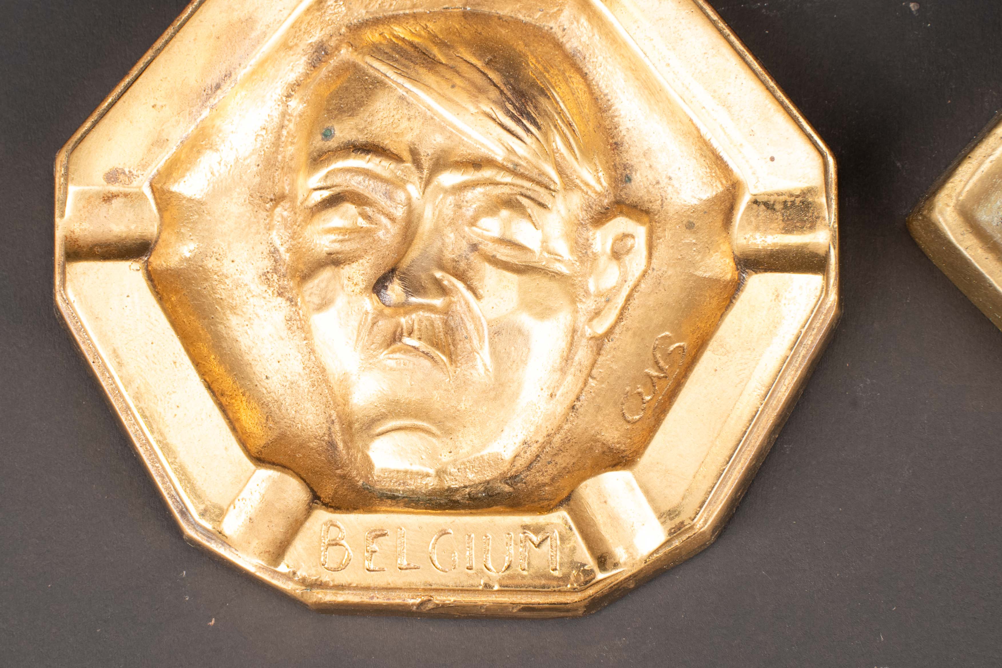 Cendriers satyrique. Satirical ashtrays. — photo 5