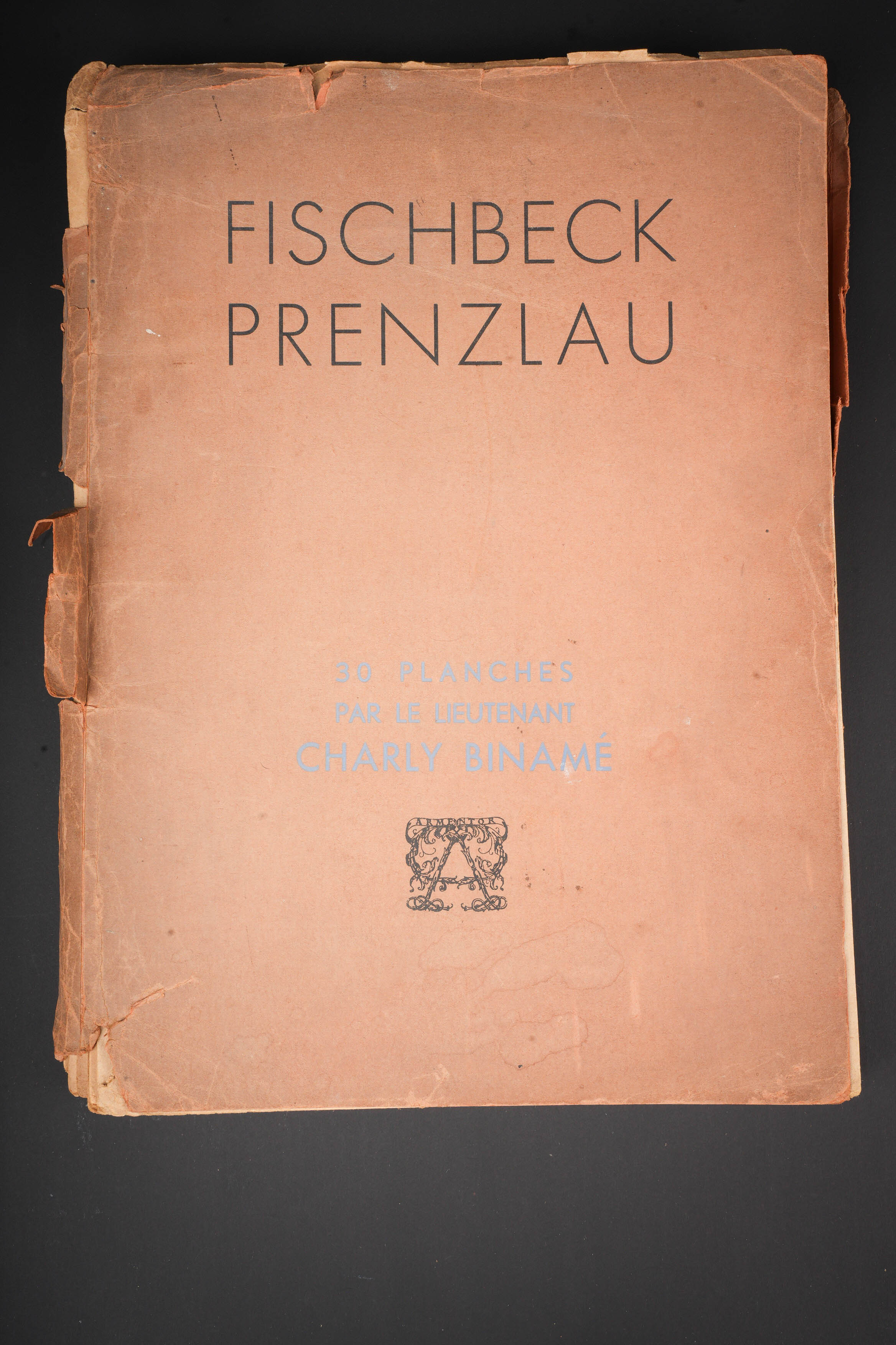 Documents et ouvrages alliés. Allied documents and publications. — photo 6