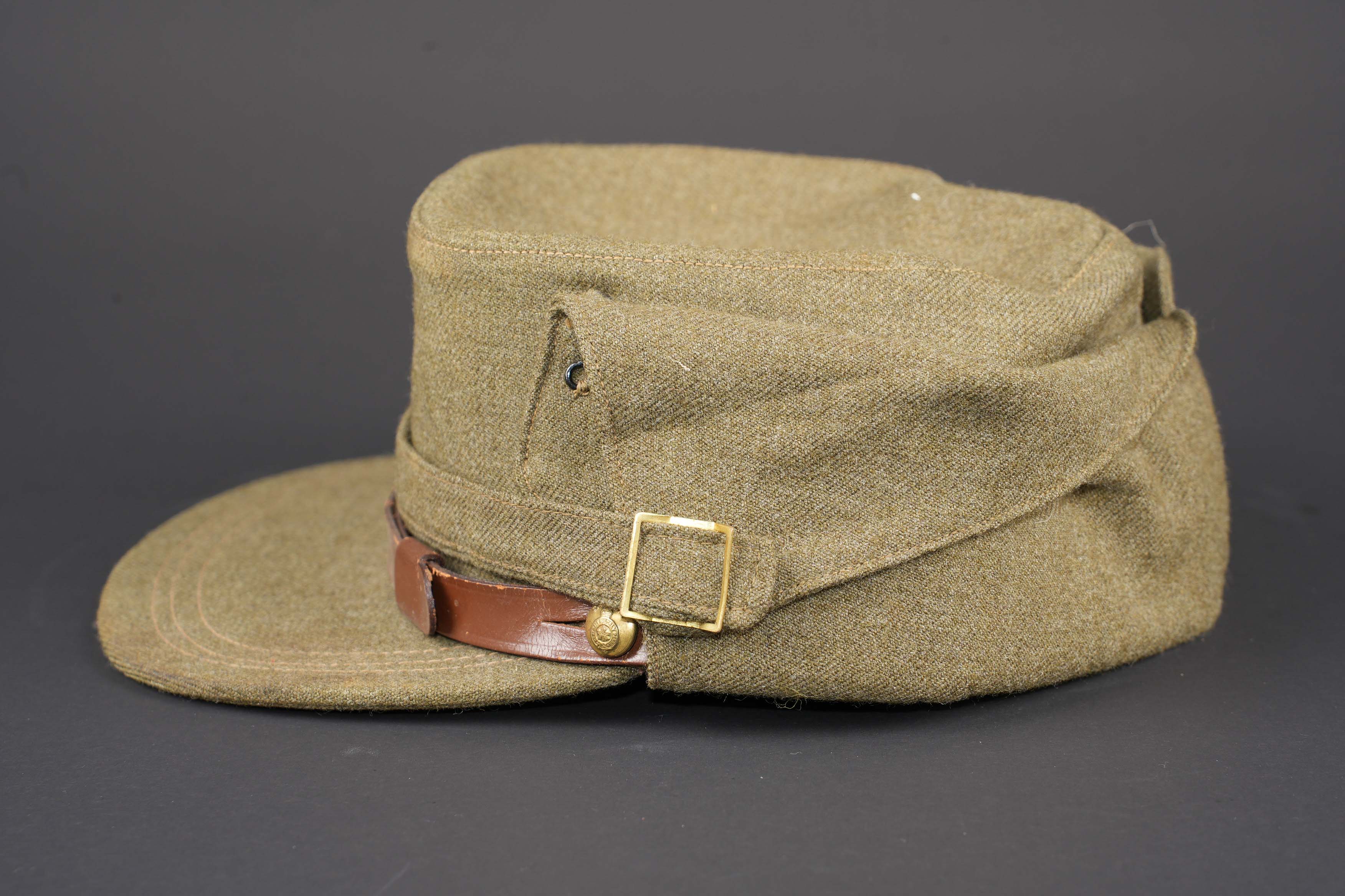 Casquette d'auxiliaire féminin canadien. Canadian women’s auxiliary cap. — photo 5