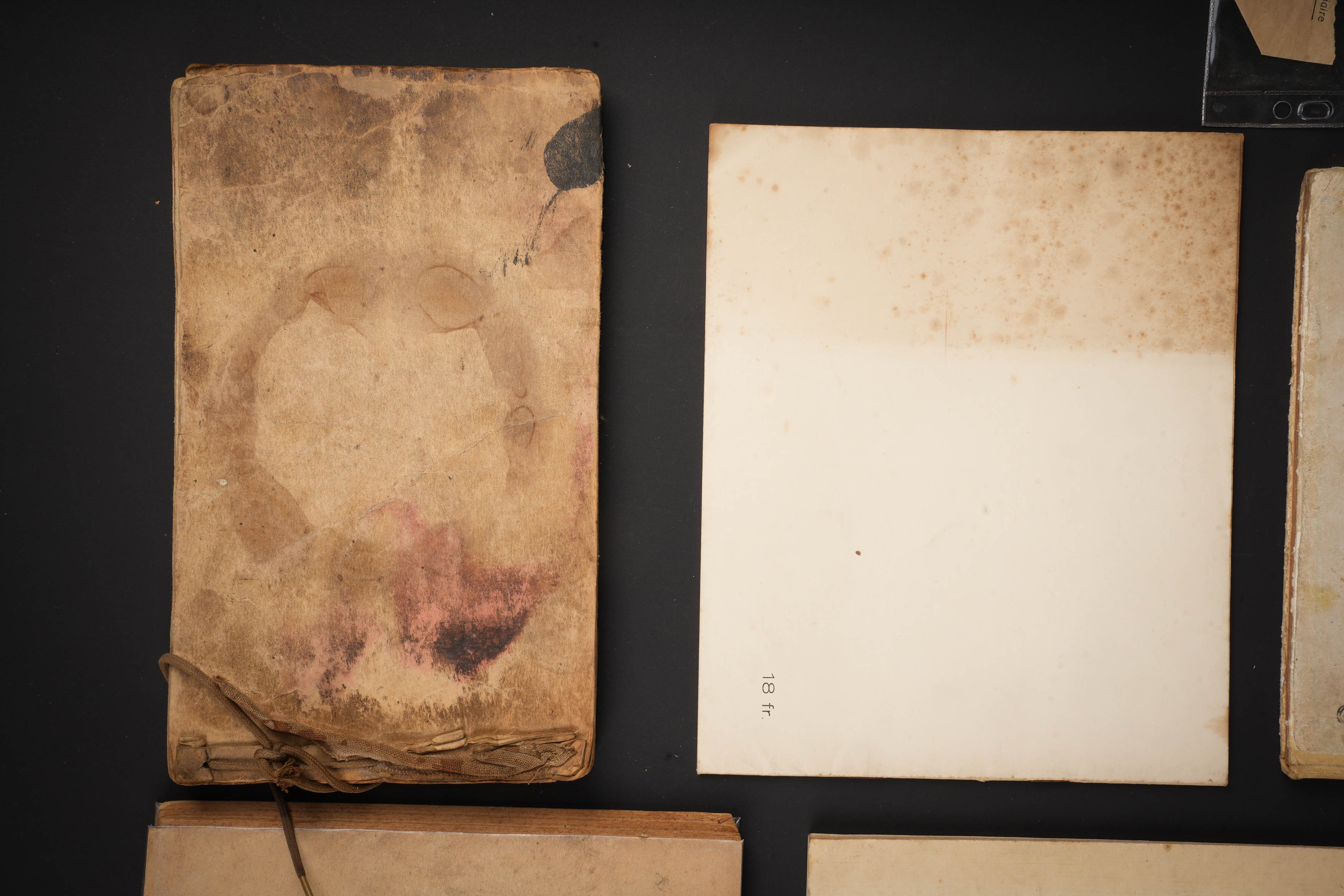 Documents et ouvrages alliés. Allied documents and publications. — photo 9