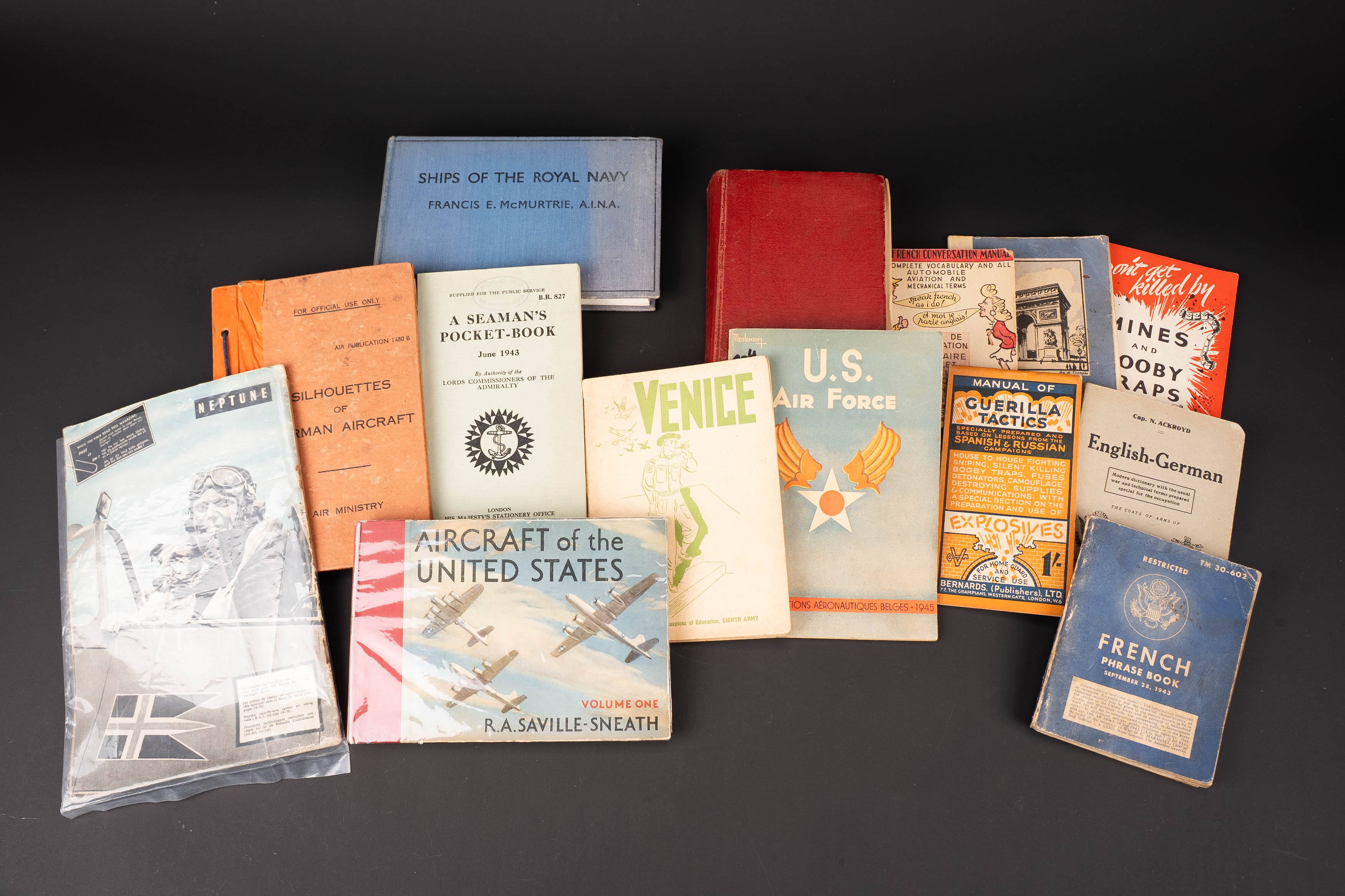Ouvrages britannique. British publications. — photo 1