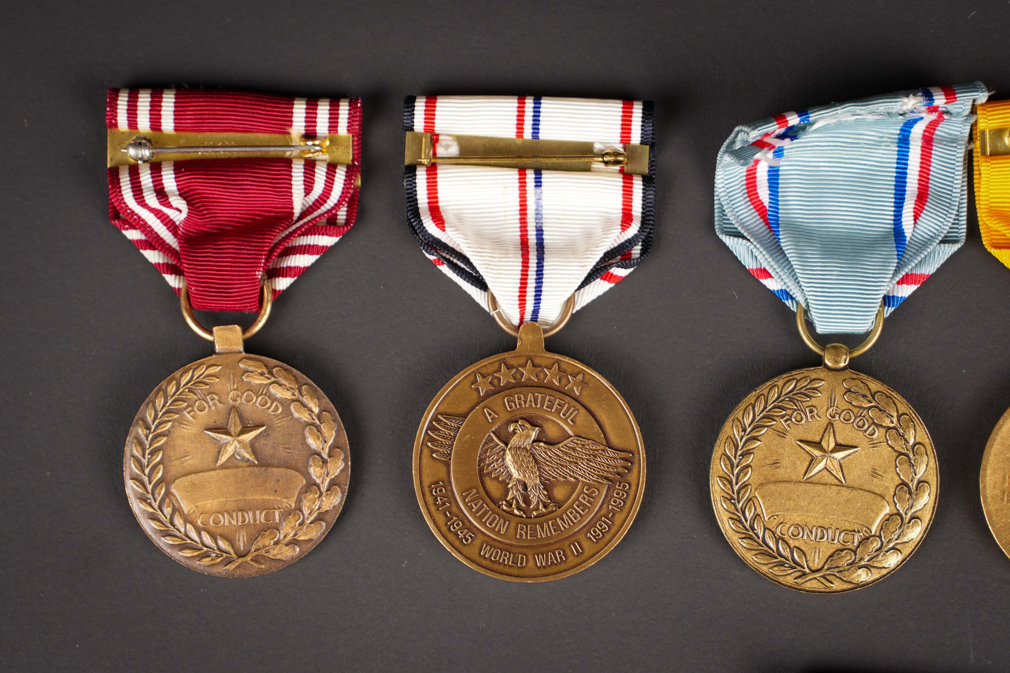 Médailles américaine. US medals. — photo 9