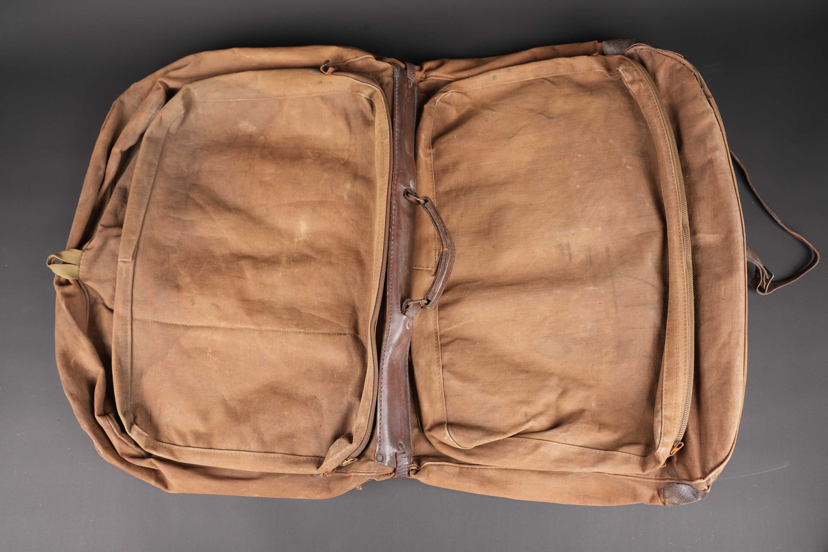 Valise US. US suitcase — photo 11