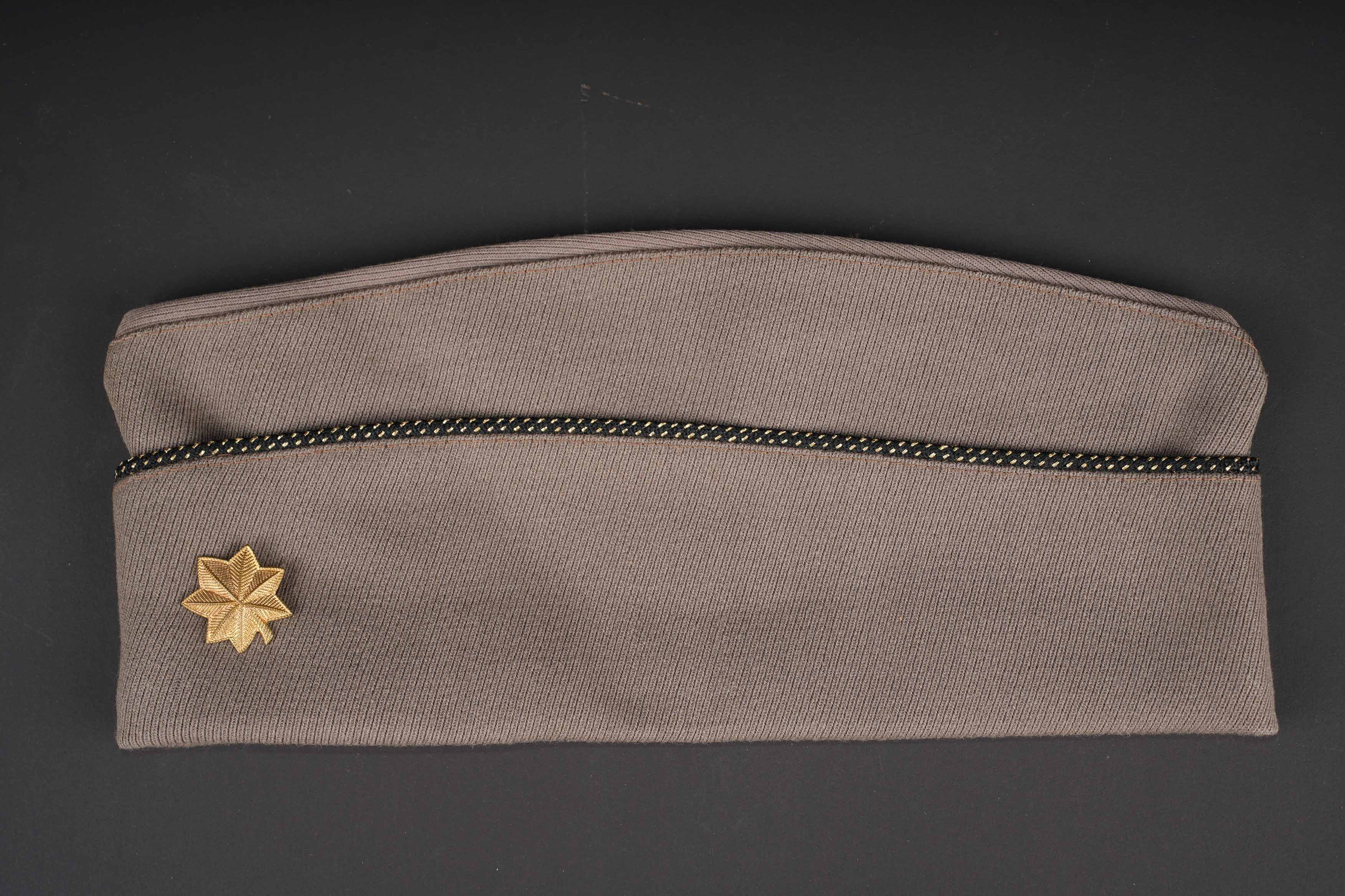Calot Pink d'officier US. US officer’s pink side cap — photo 1