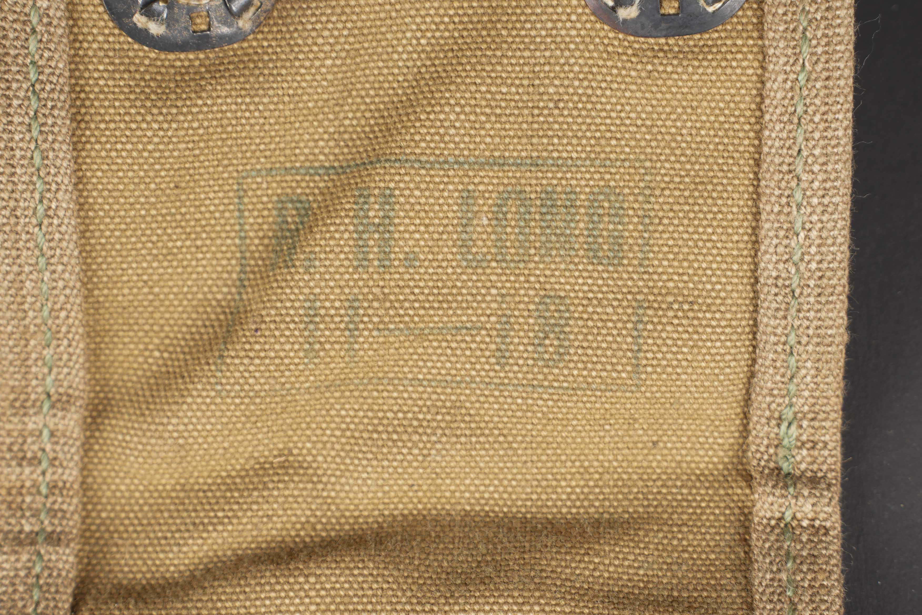 Pochette pour chargeurs de Colt 45. Magazine pouch for Colt .45 magazines — photo 5