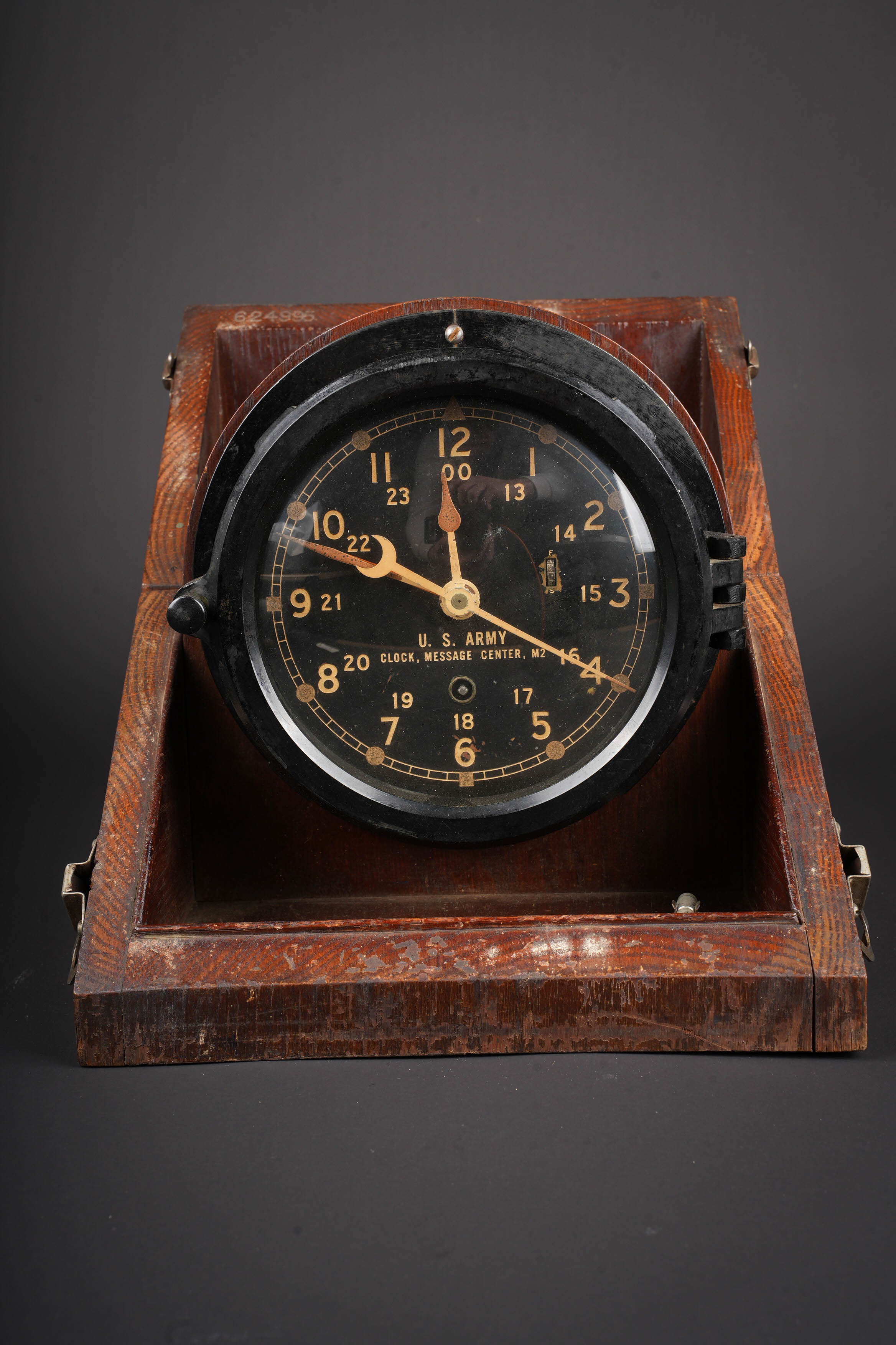 Horloge US Army M2. US Army M2 clock — photo 2