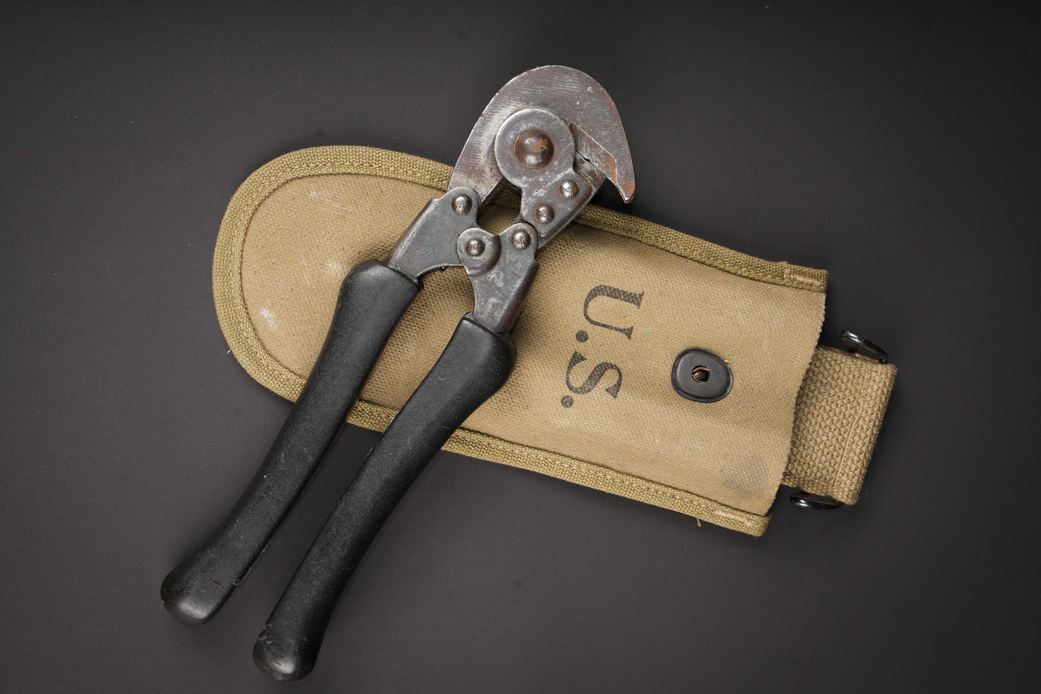 Pince coupante US. US Army wire cutters. — photo 1