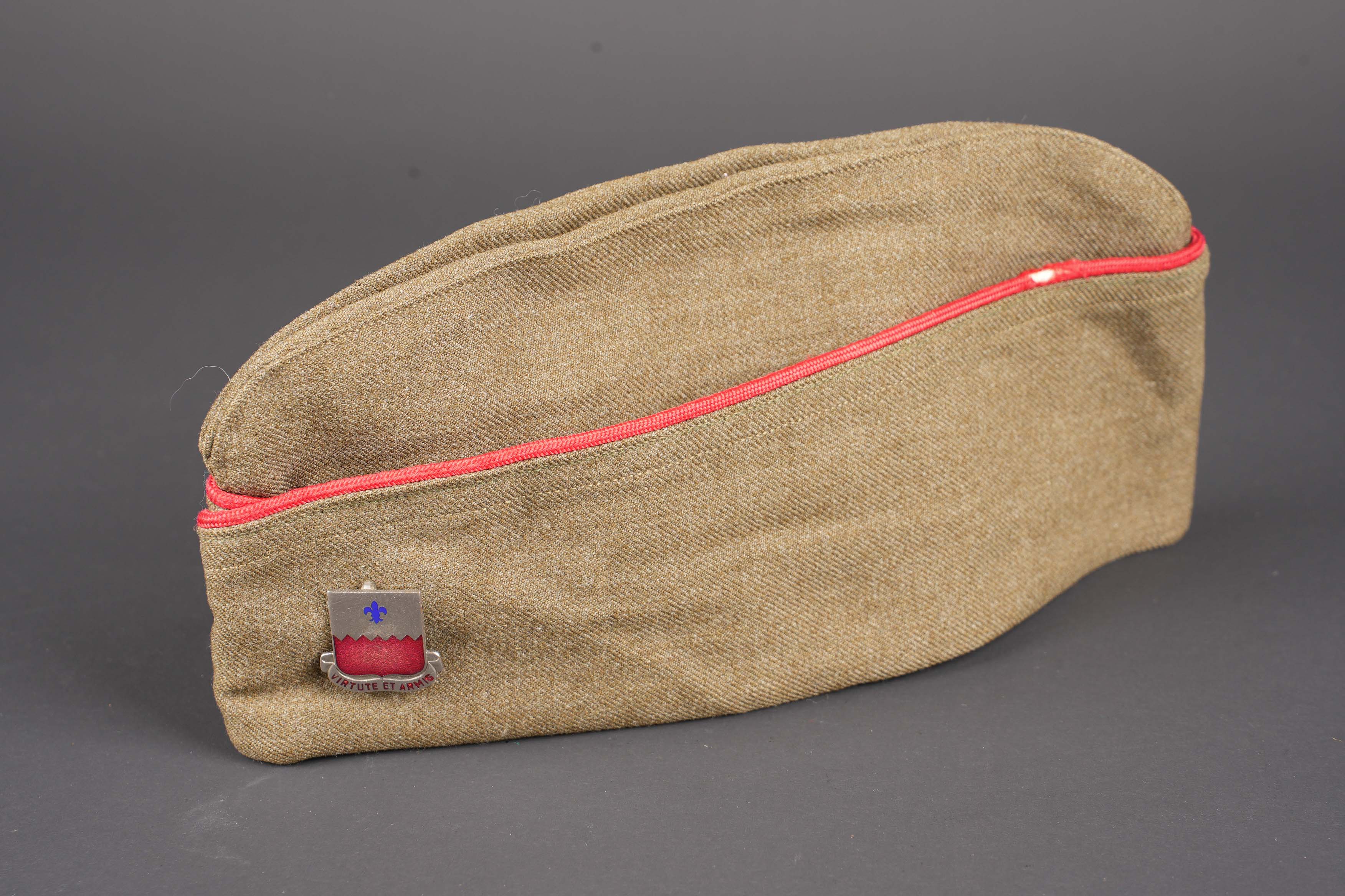 Calot de l'artillerie US. US Artillery garrison cap. — photo 1