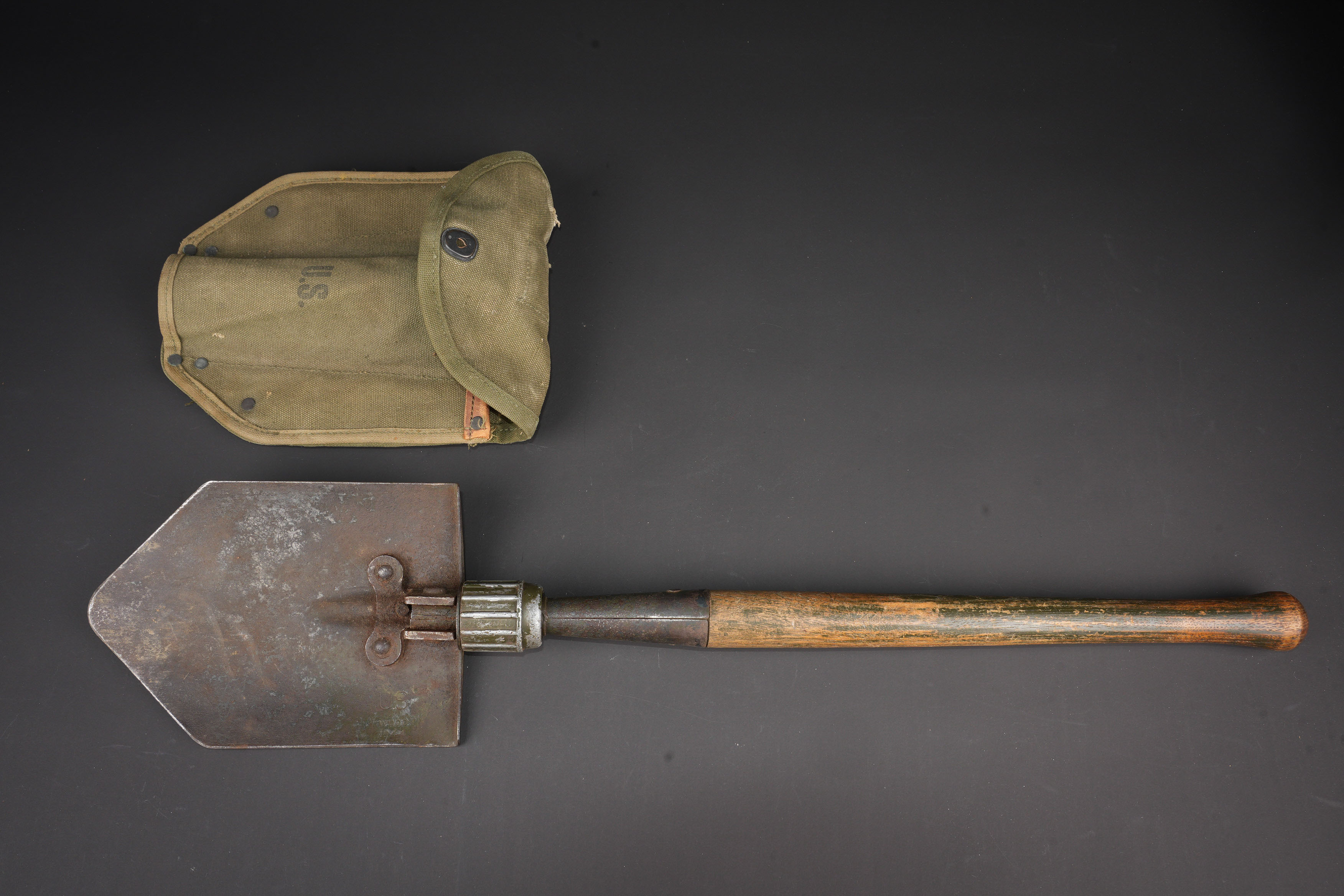 Pelle pliante US. US army folding shovel — photo 2