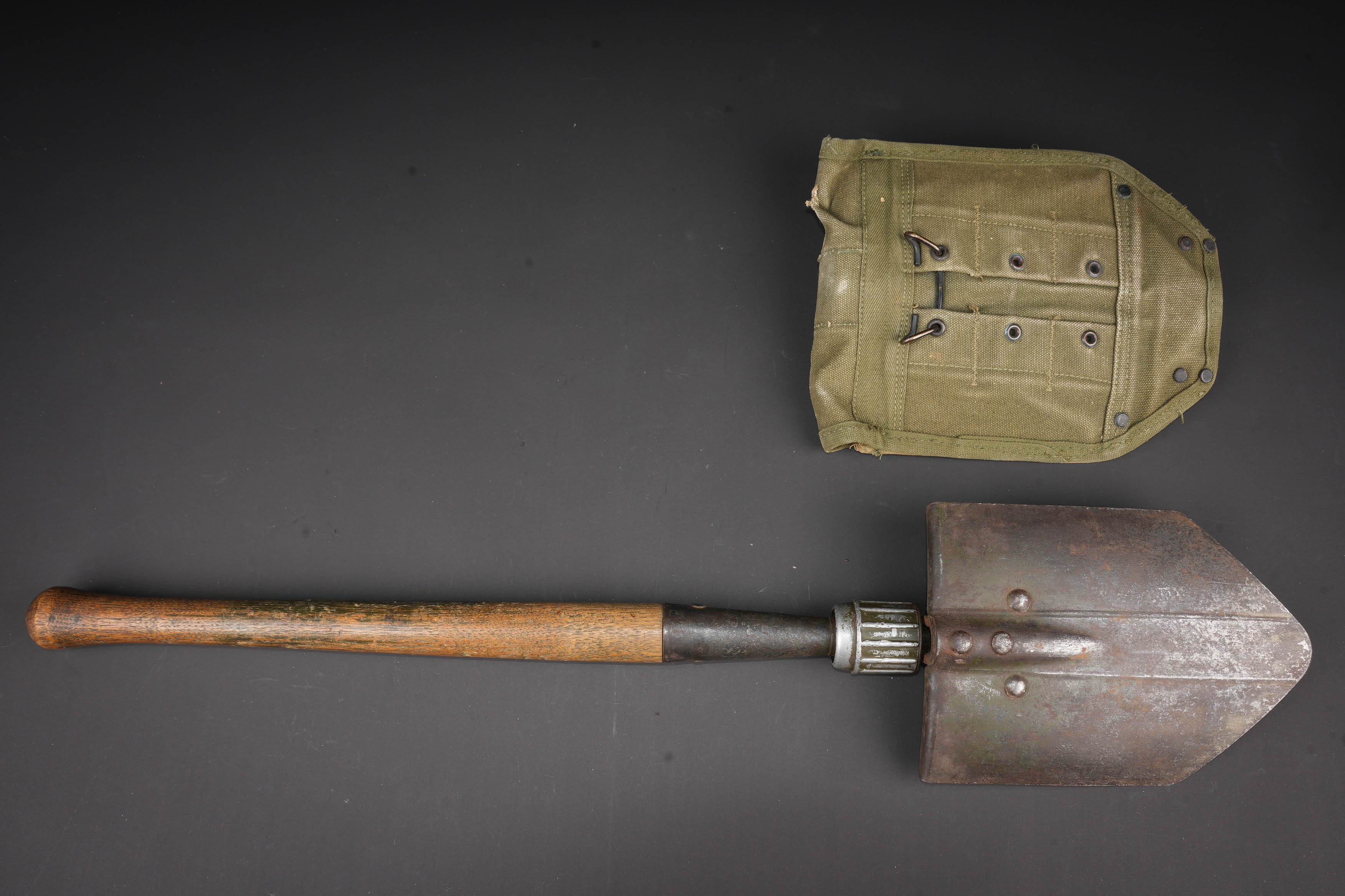 Pelle pliante US. US army folding shovel — photo 7