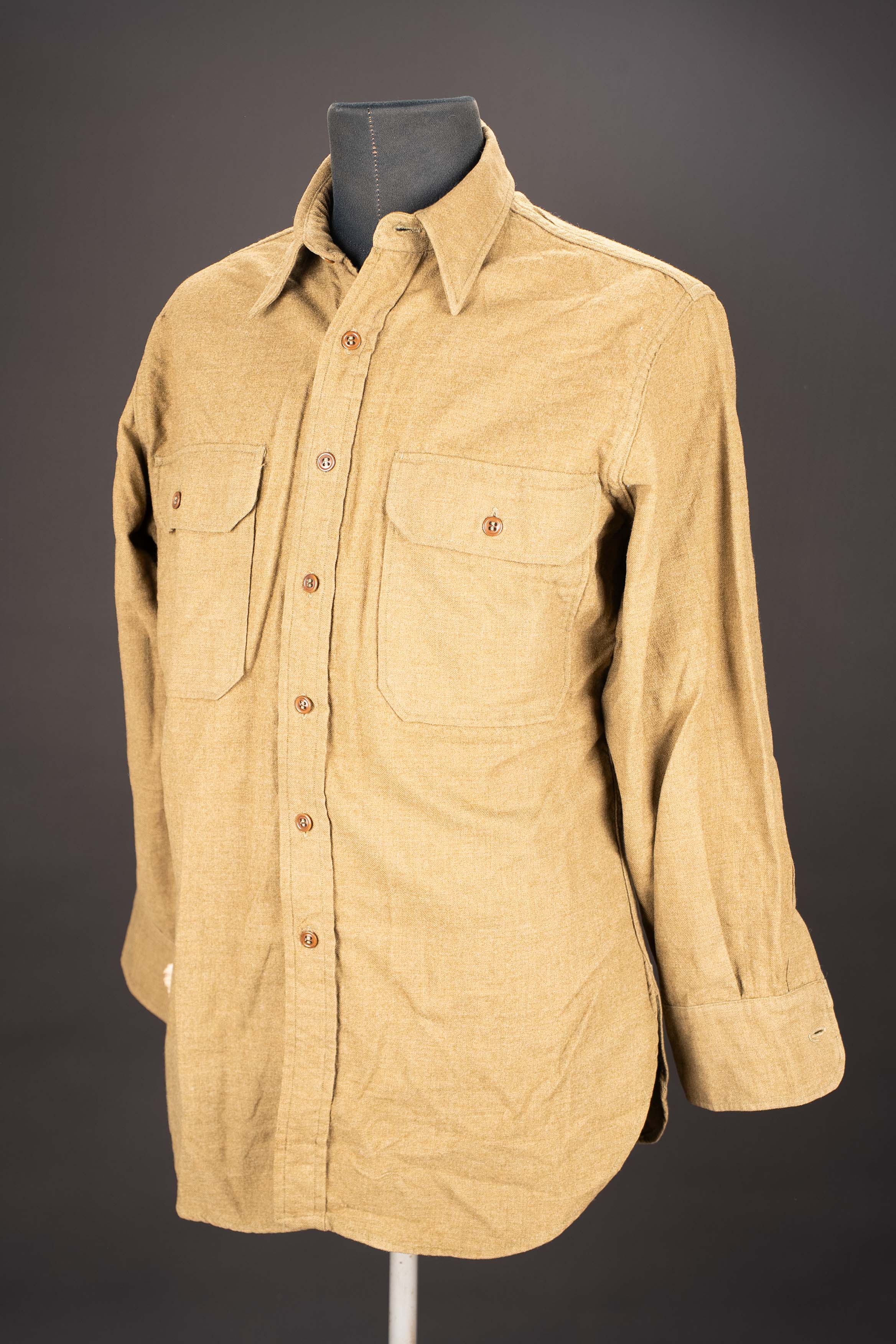 Chemise moutarde. US army shirt — photo 1