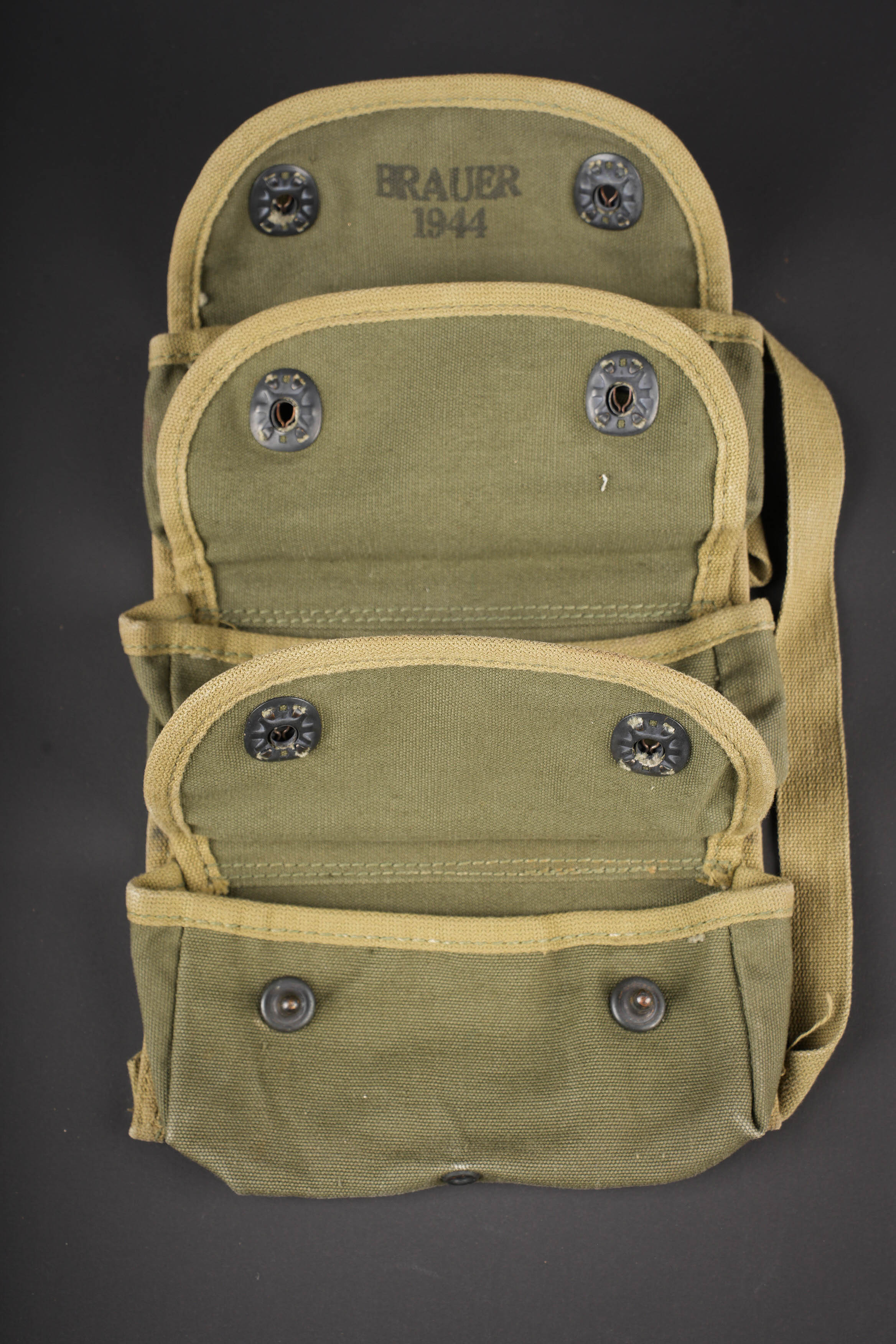 Housse porte grenade US. US grenade carrier cover — photo 3