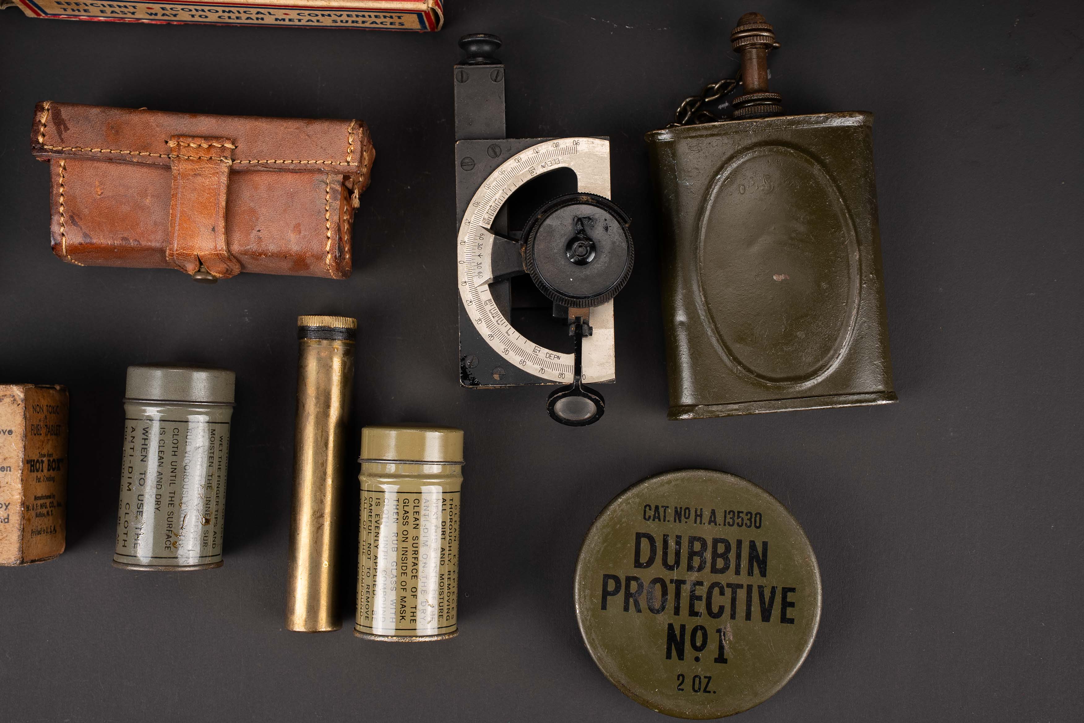 Accessoires US et britannique. US and British accessories — photo 4