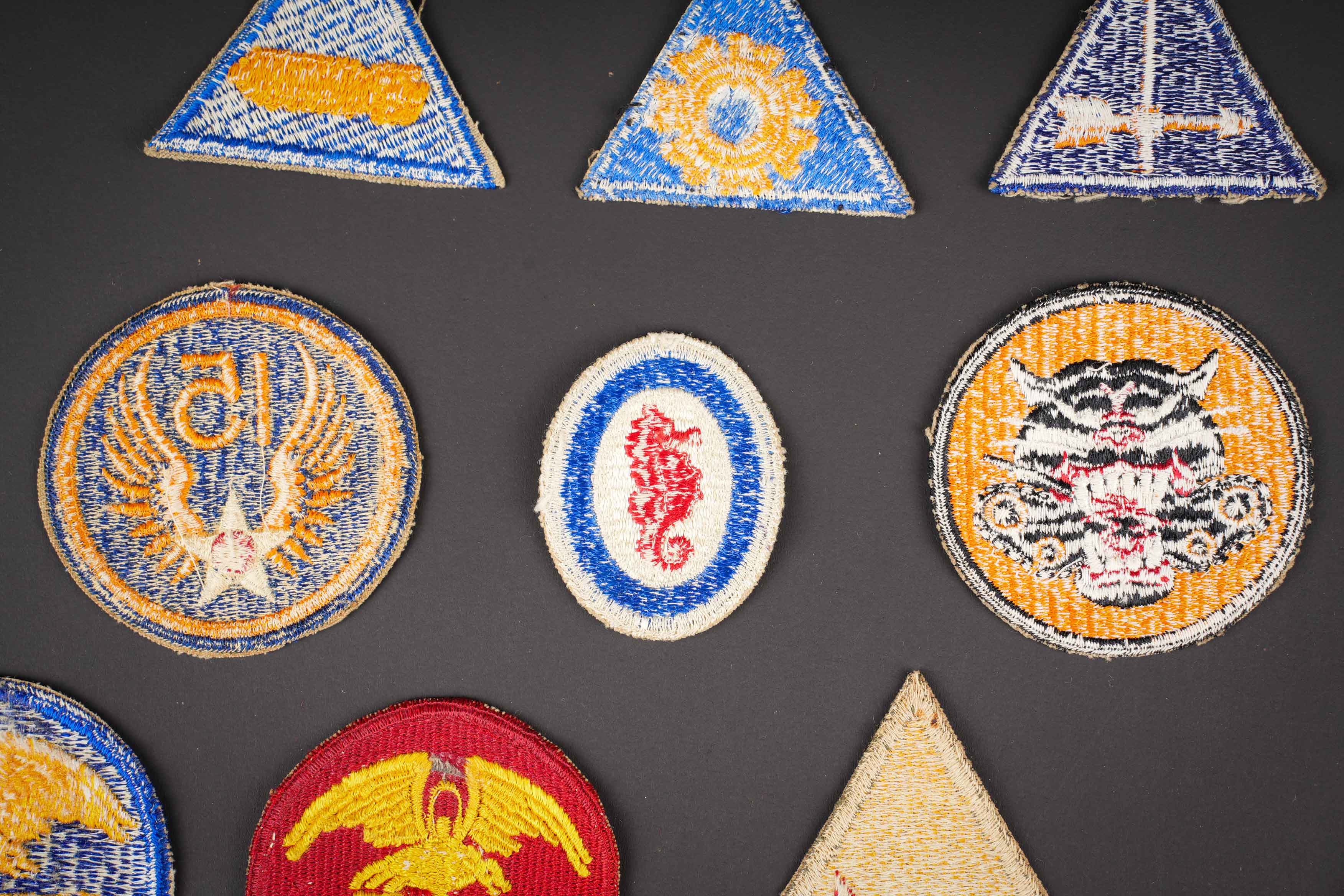 Insignes de manche US. US Army shoulder insignia. — photo 8