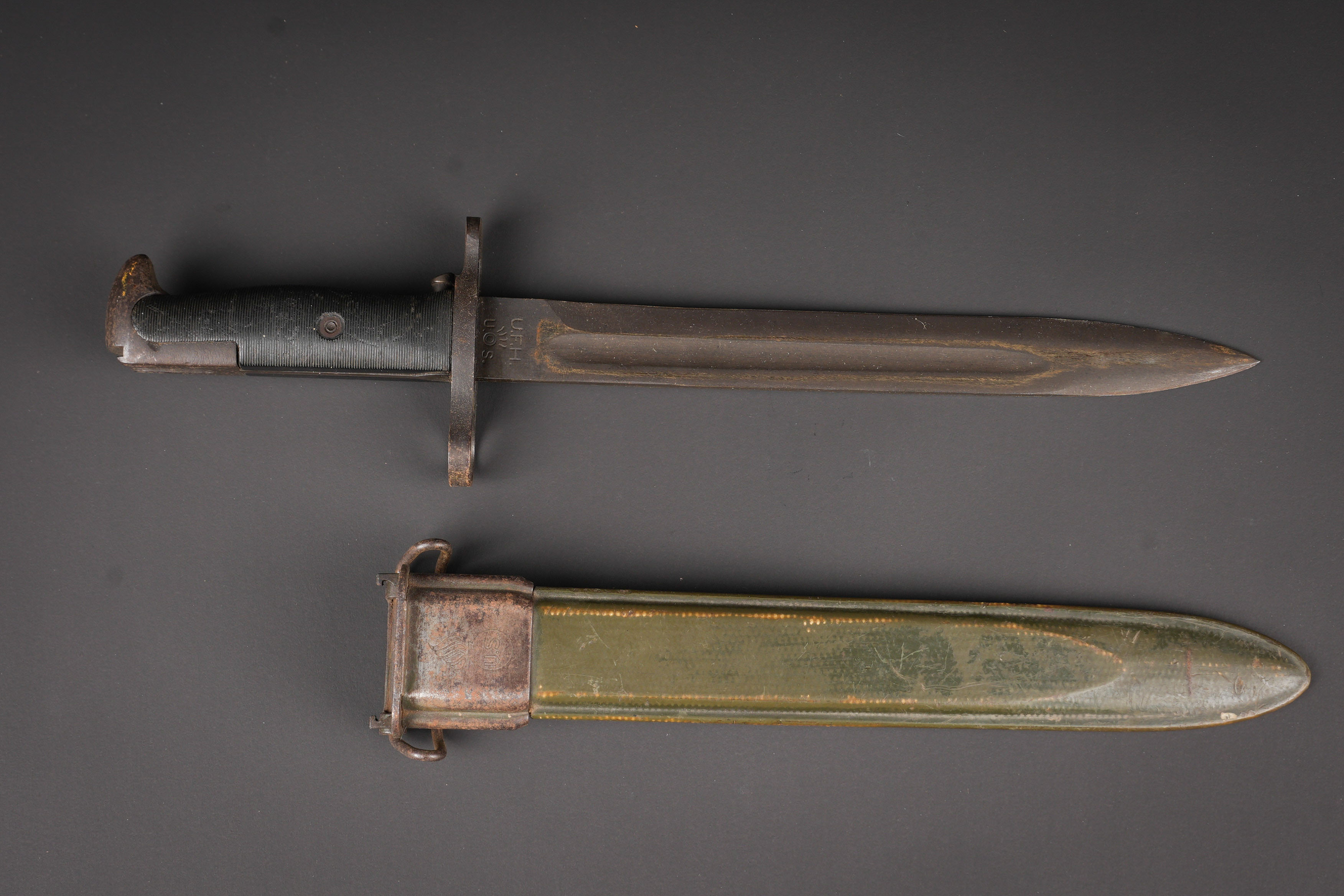 Baïonnette courte de Garand. US M1 Garand bayonet. — photo 1