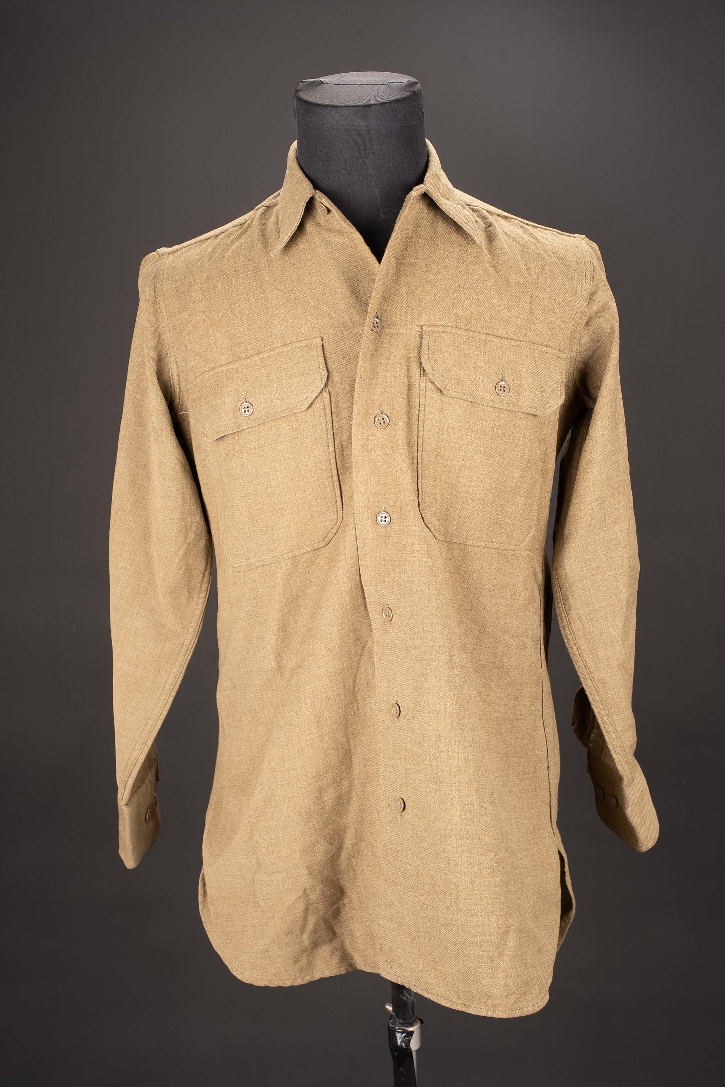 Chemise moutarde US. US Army mustard shirt. — photo 3