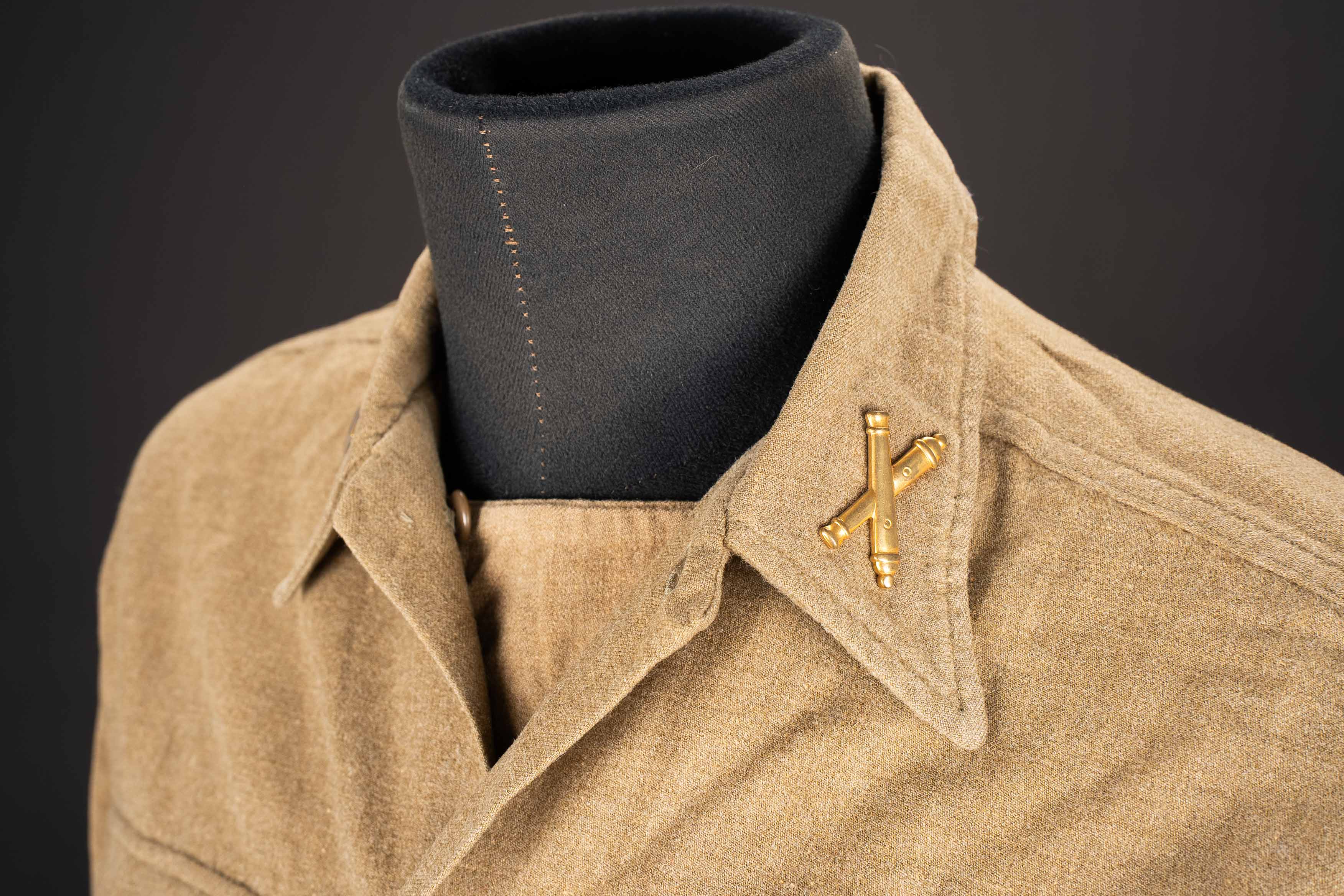 Chemise moutarde. US Army mustard shirt. — photo 2