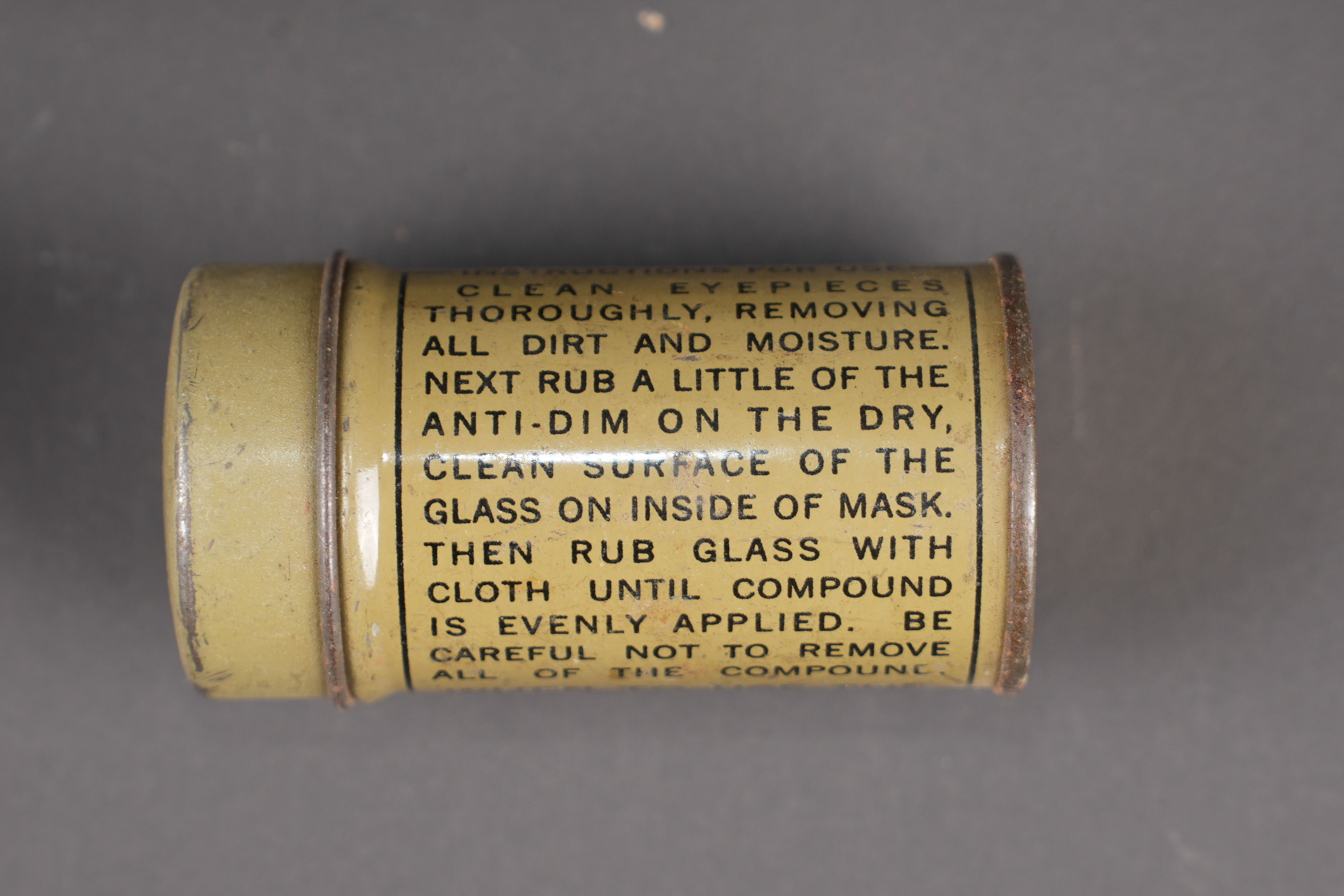 Boites d'alcohol US. US alcohol tins. — photo 3