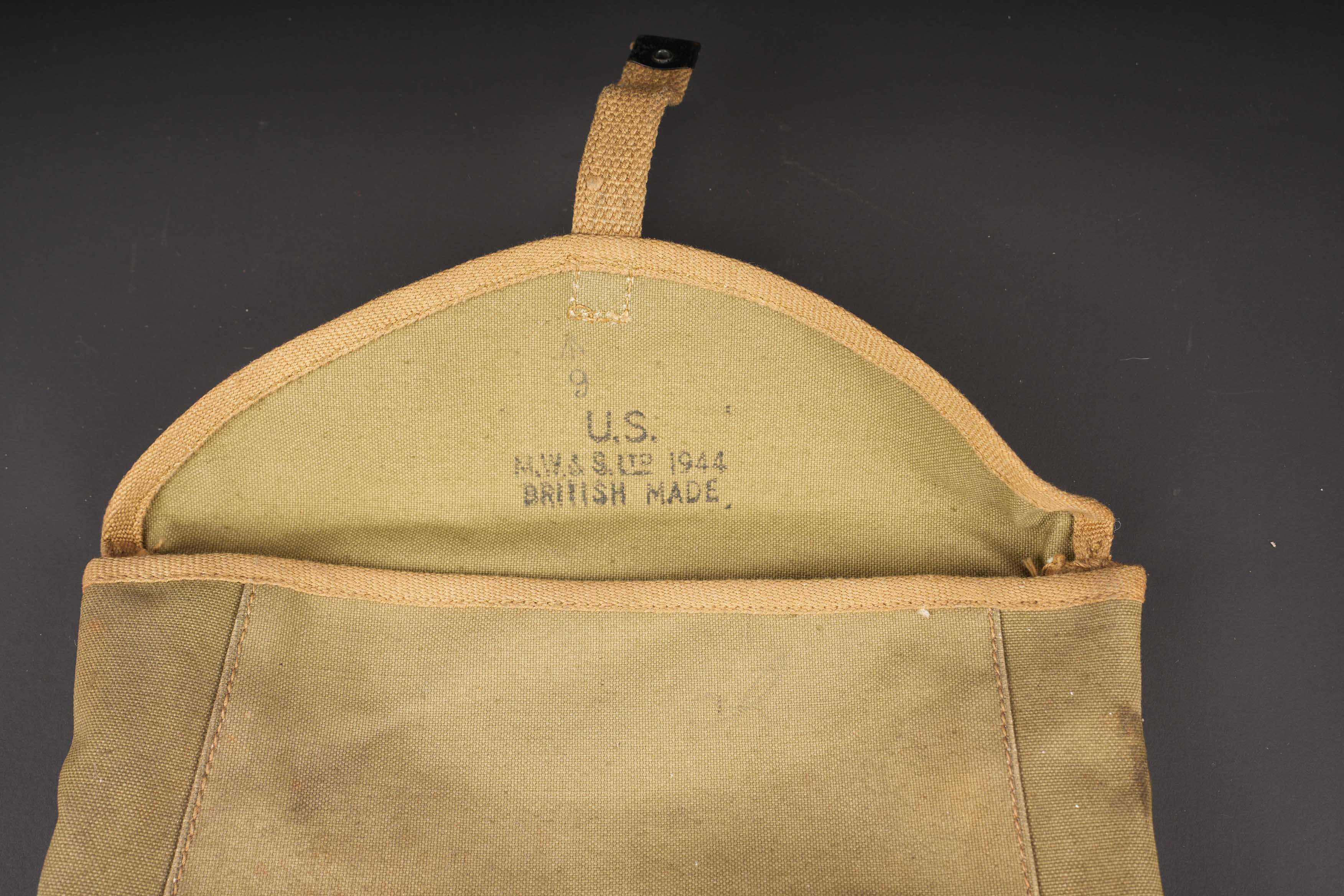 Pochette et gamelle US. US pouch and mess kit. — photo 3