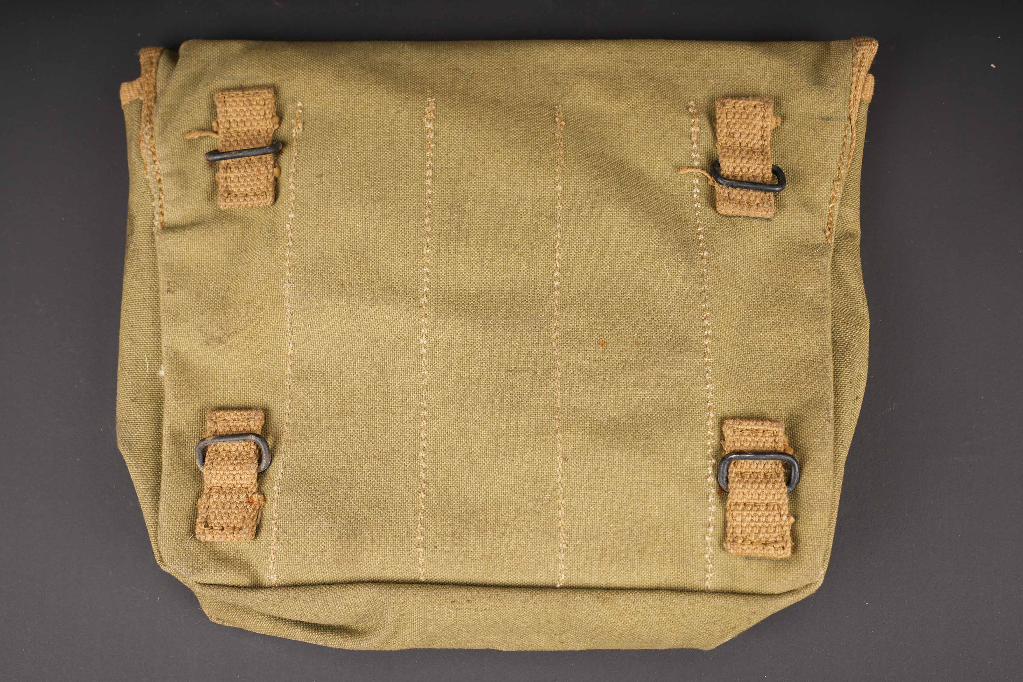 Pochette et gamelle US. US pouch and mess kit. — photo 5