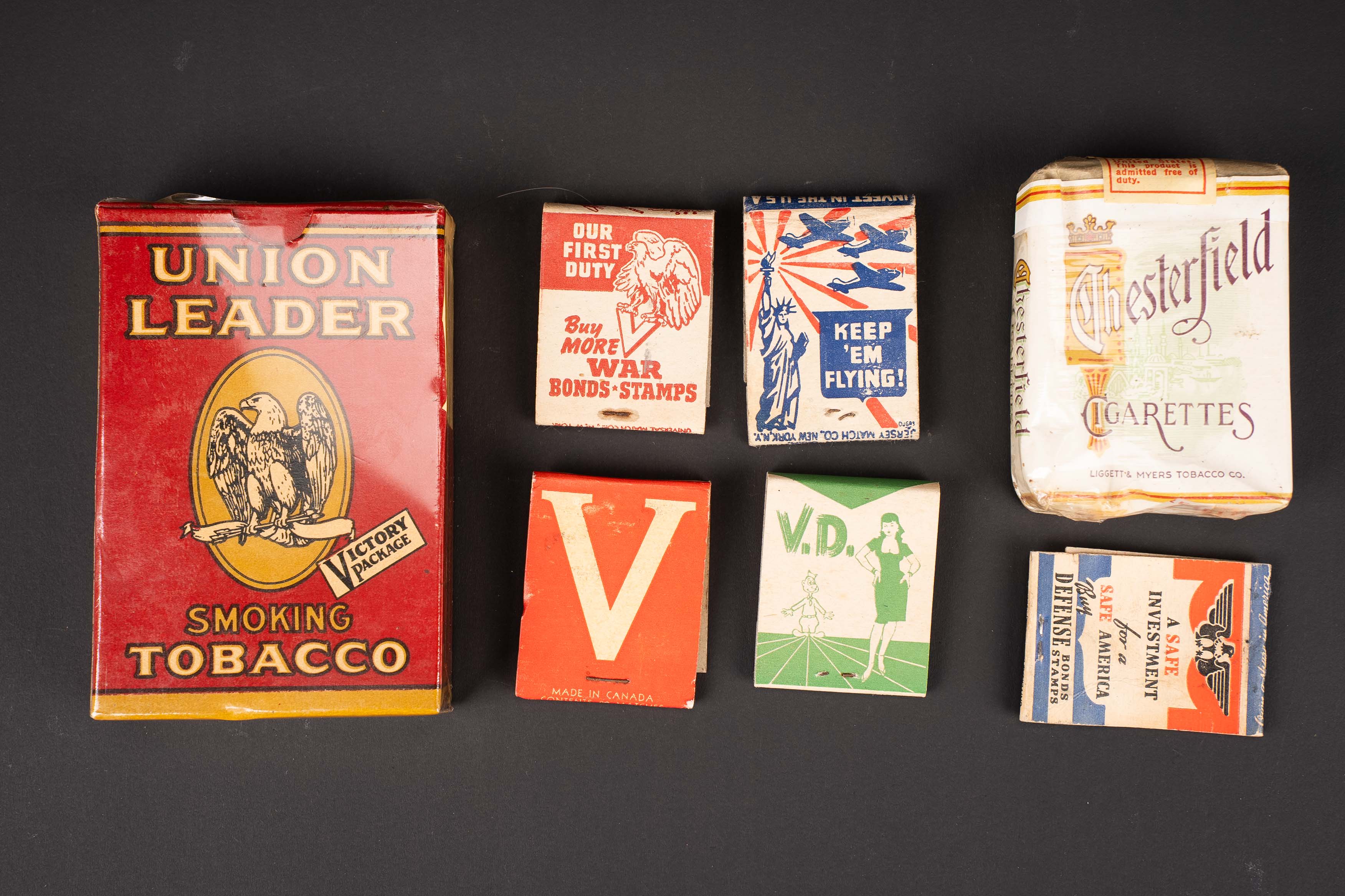 Accessoires du fumeur US. US Army smoker’s accessories. — photo 1