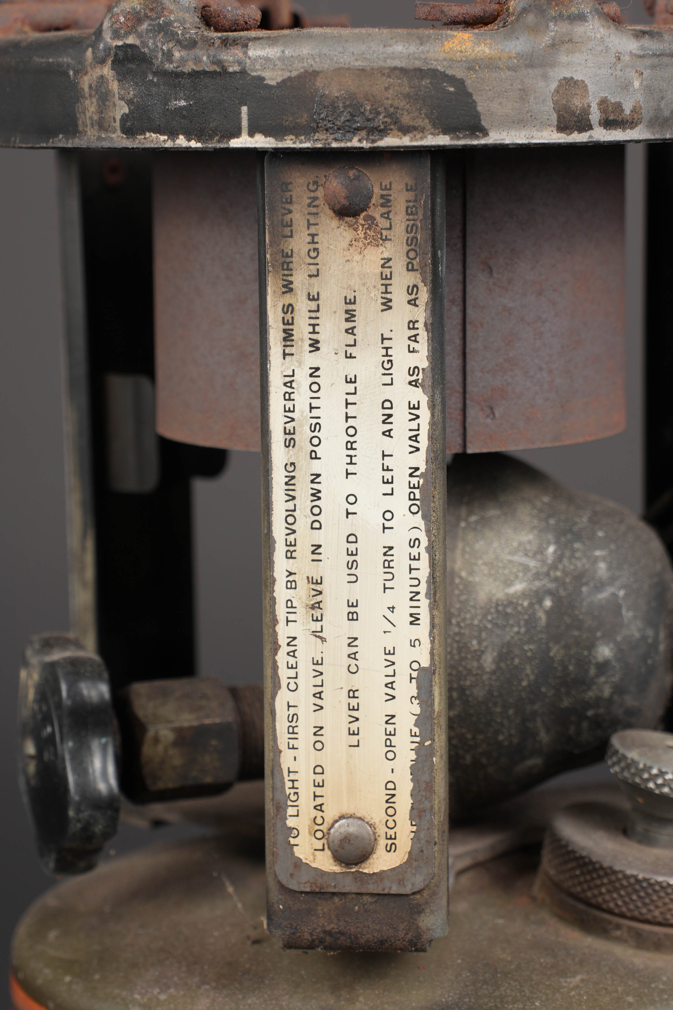 Réchaud Coleman. US Army Coleman stove. — photo 9