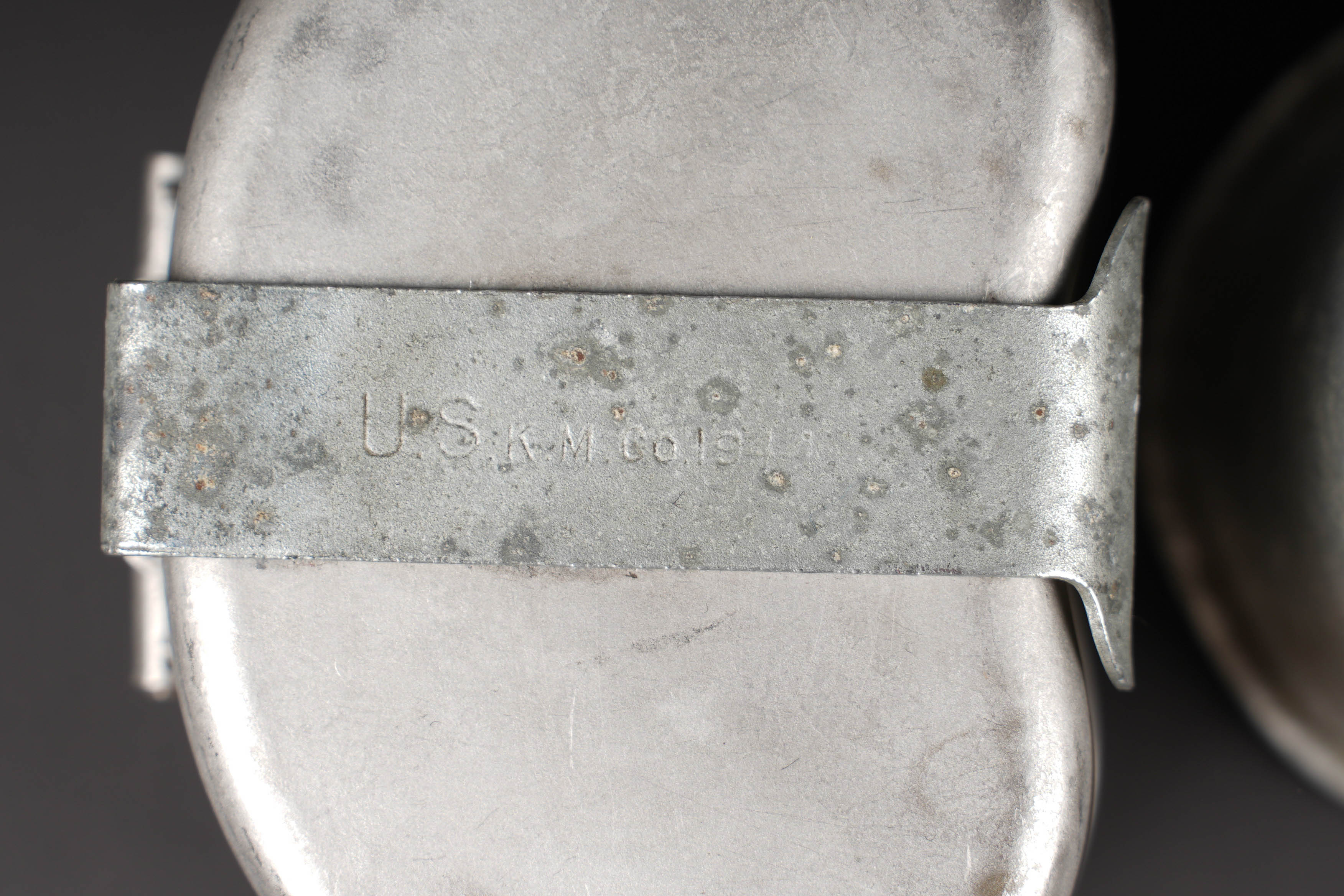 Gourdes US. US Army canteens. — photo 3