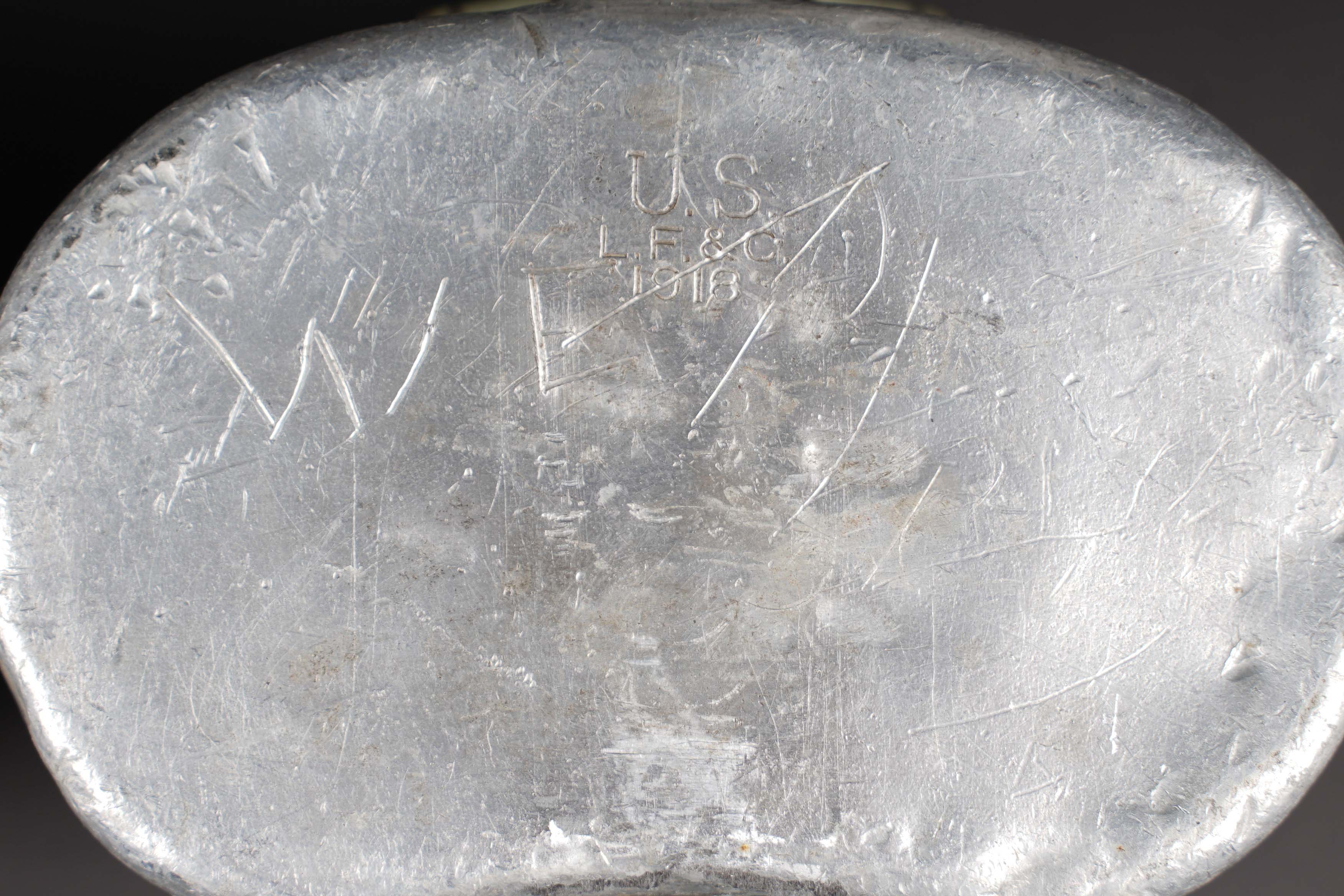 Gourdes US. US Army canteens. — photo 5