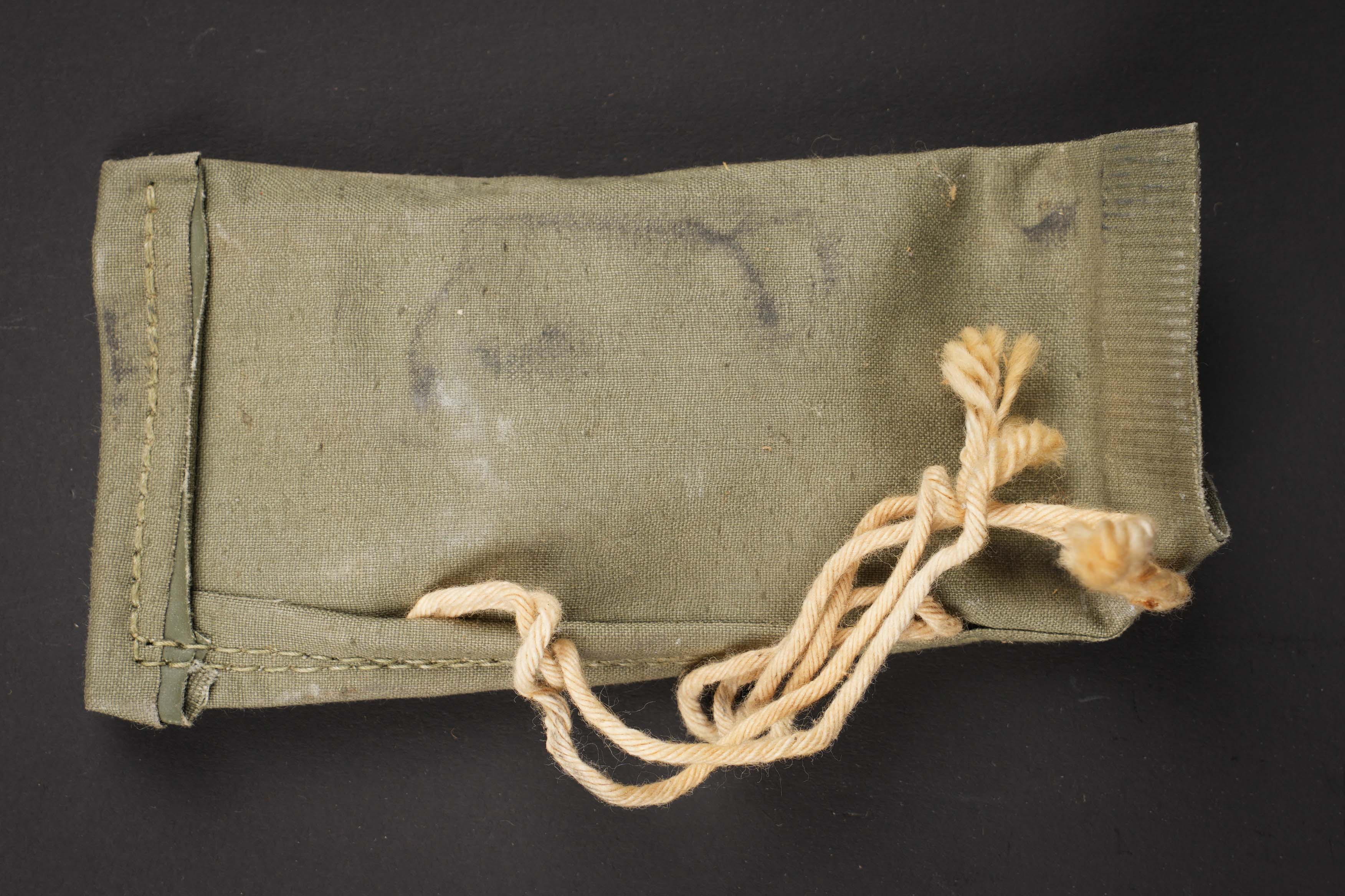 Réchaud Coleman en boite. US Army Coleman stove in box. — photo 13
