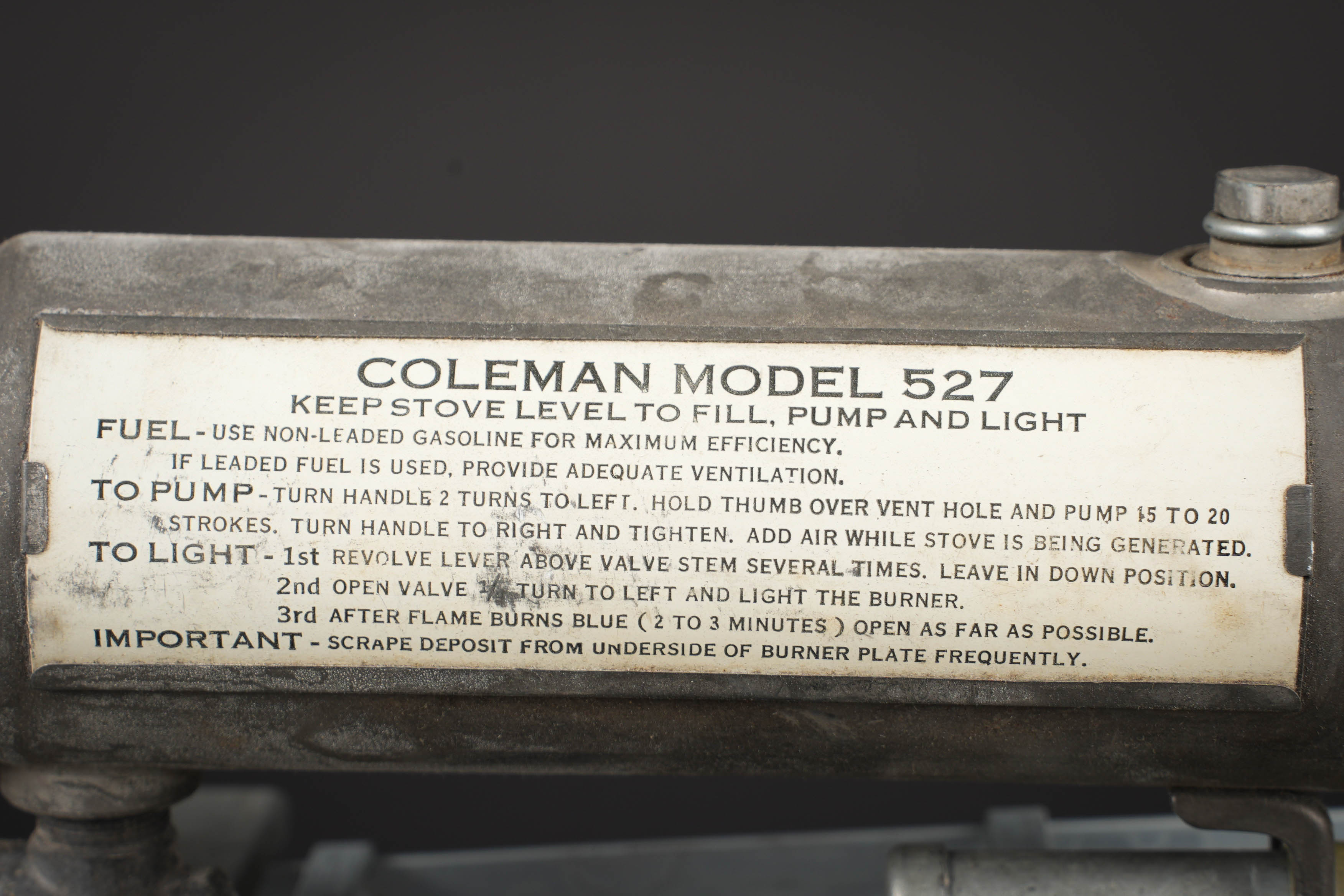 Réchaud Coleman en boite. US Army Coleman stove in box. — photo 3
