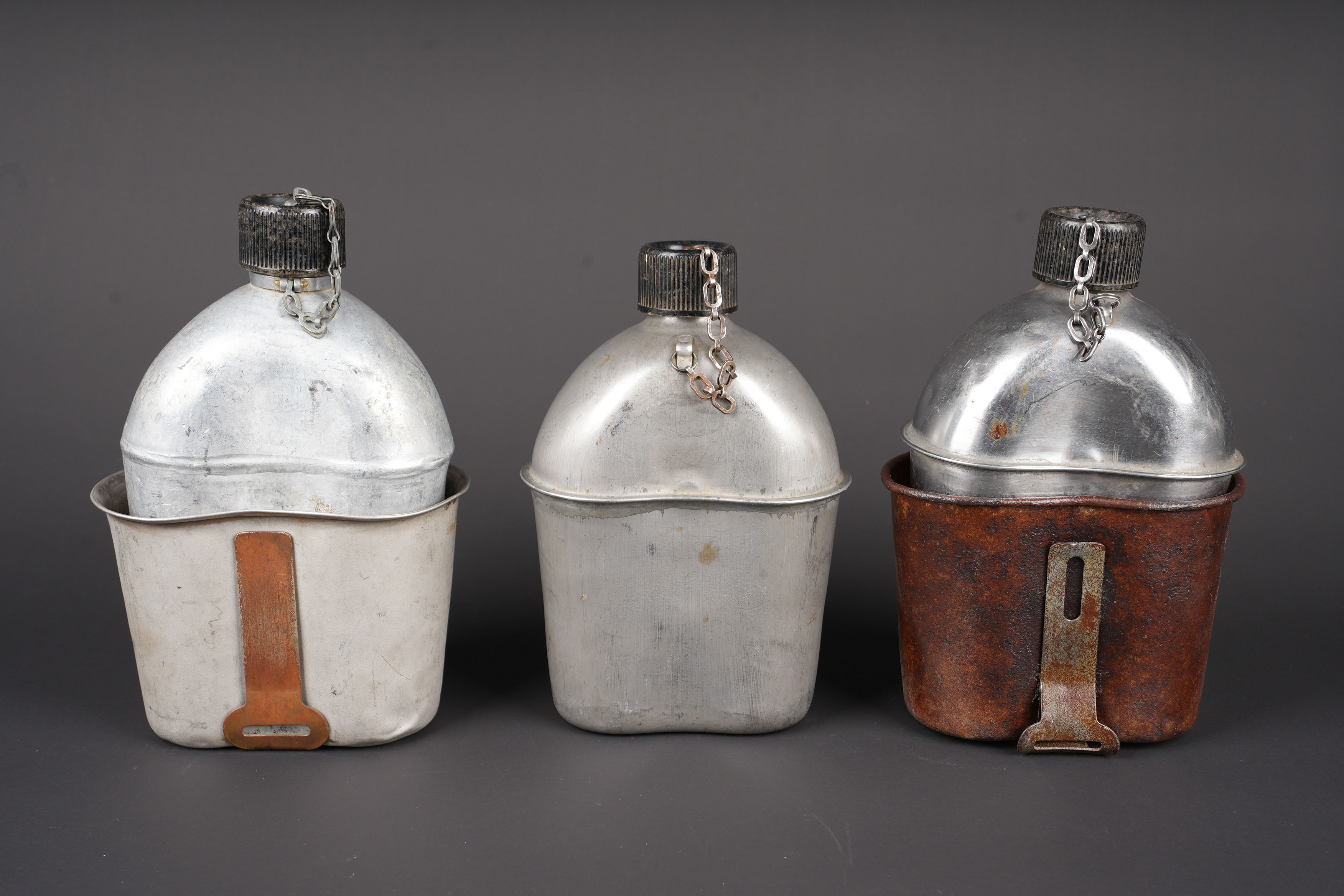 Gourdes US. US Army canteens. — photo 4