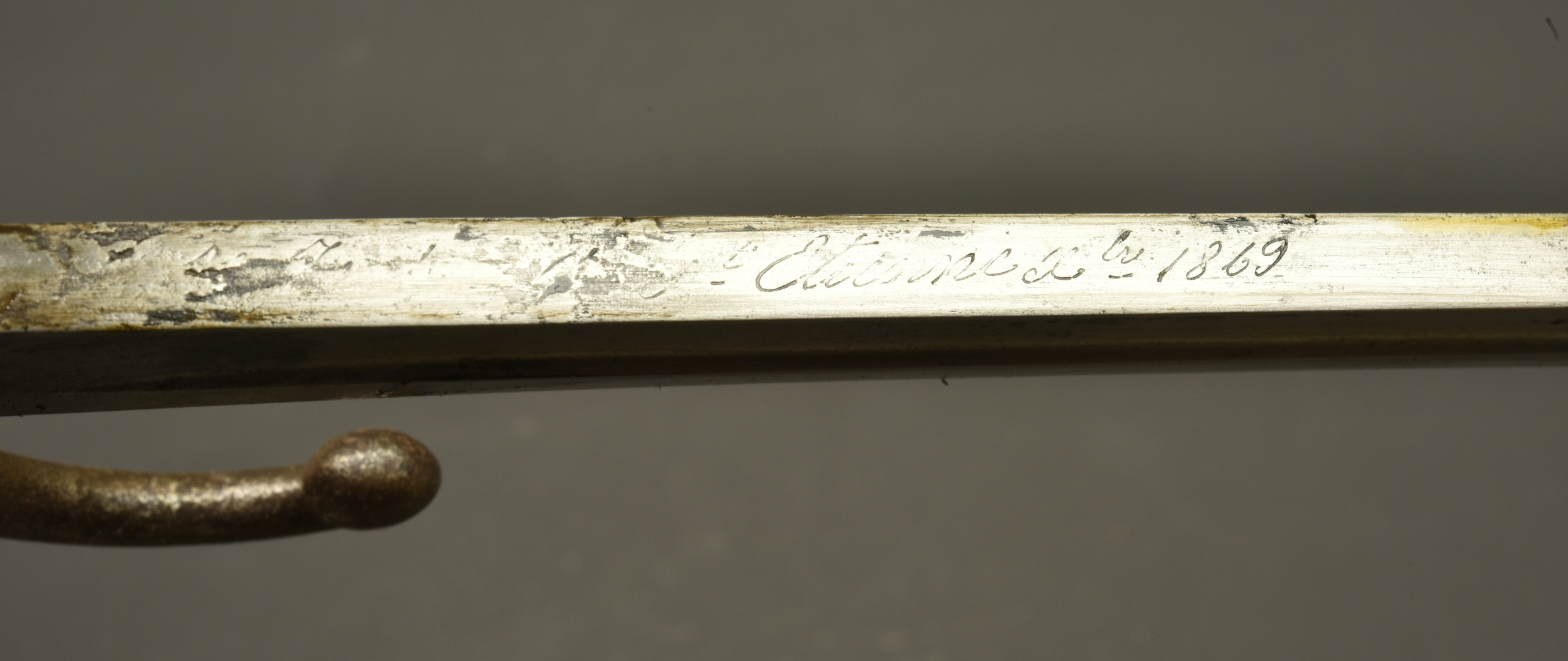 Sabre baïonnette Chassepot modèle 1866 avec porte fourreau. Chassepot Model 1866 sword bayonet with frog — photo 3